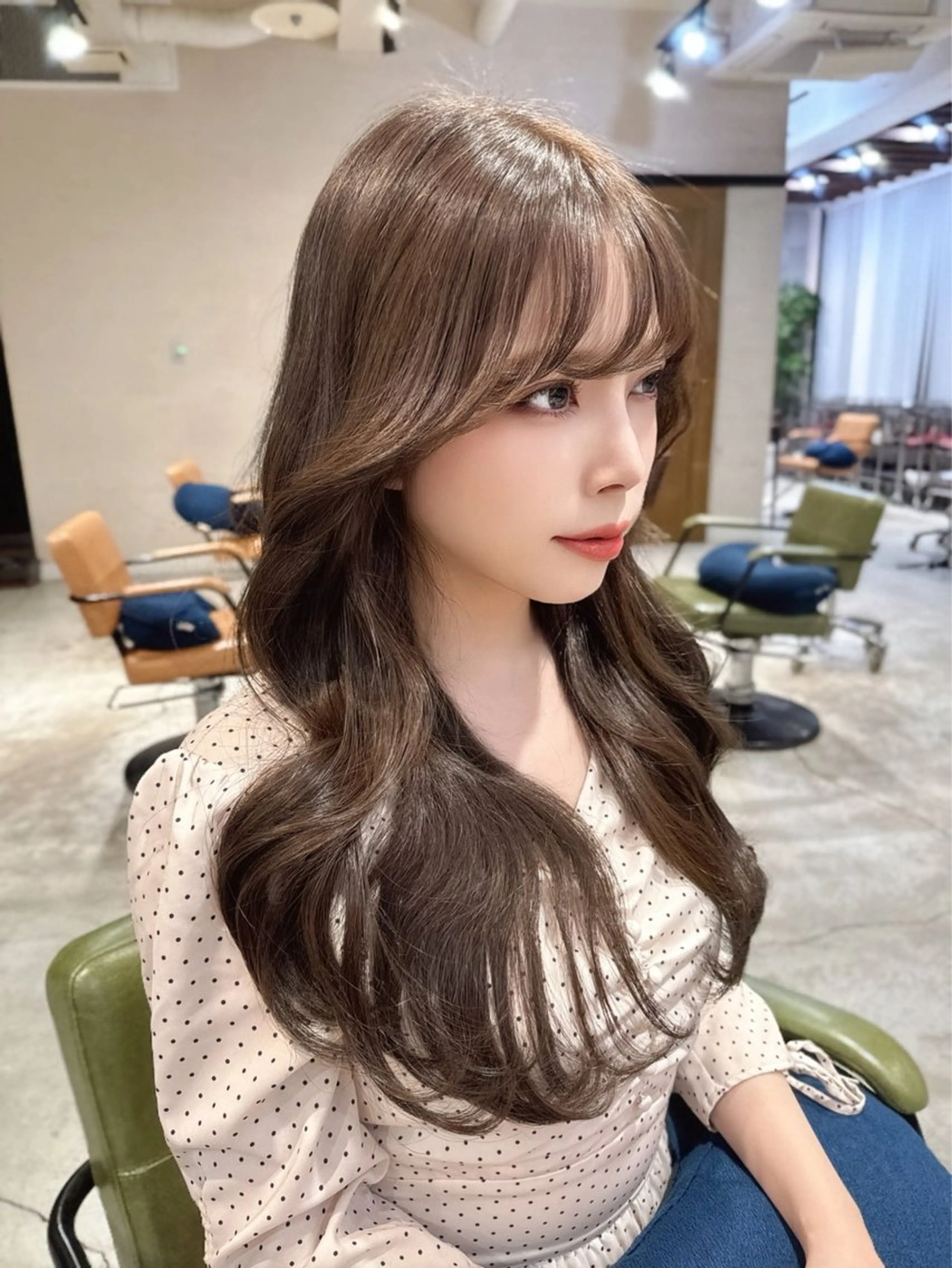 セミロング 福間克徳/顔まわり /レイヤーカットのヘアスタイル