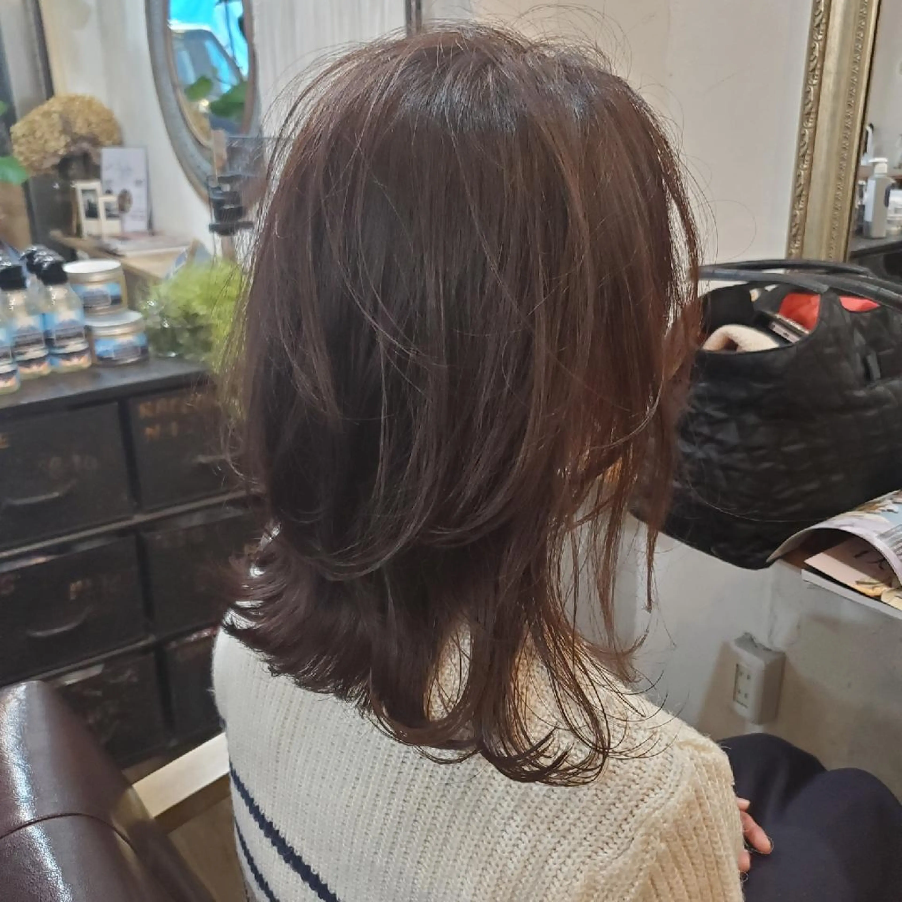 ミディアム カラー カット ヘアカラー トリートメント フリーランス所属・韓国ヘア レイヤー くびれヘアMATSUのヘアスタイル