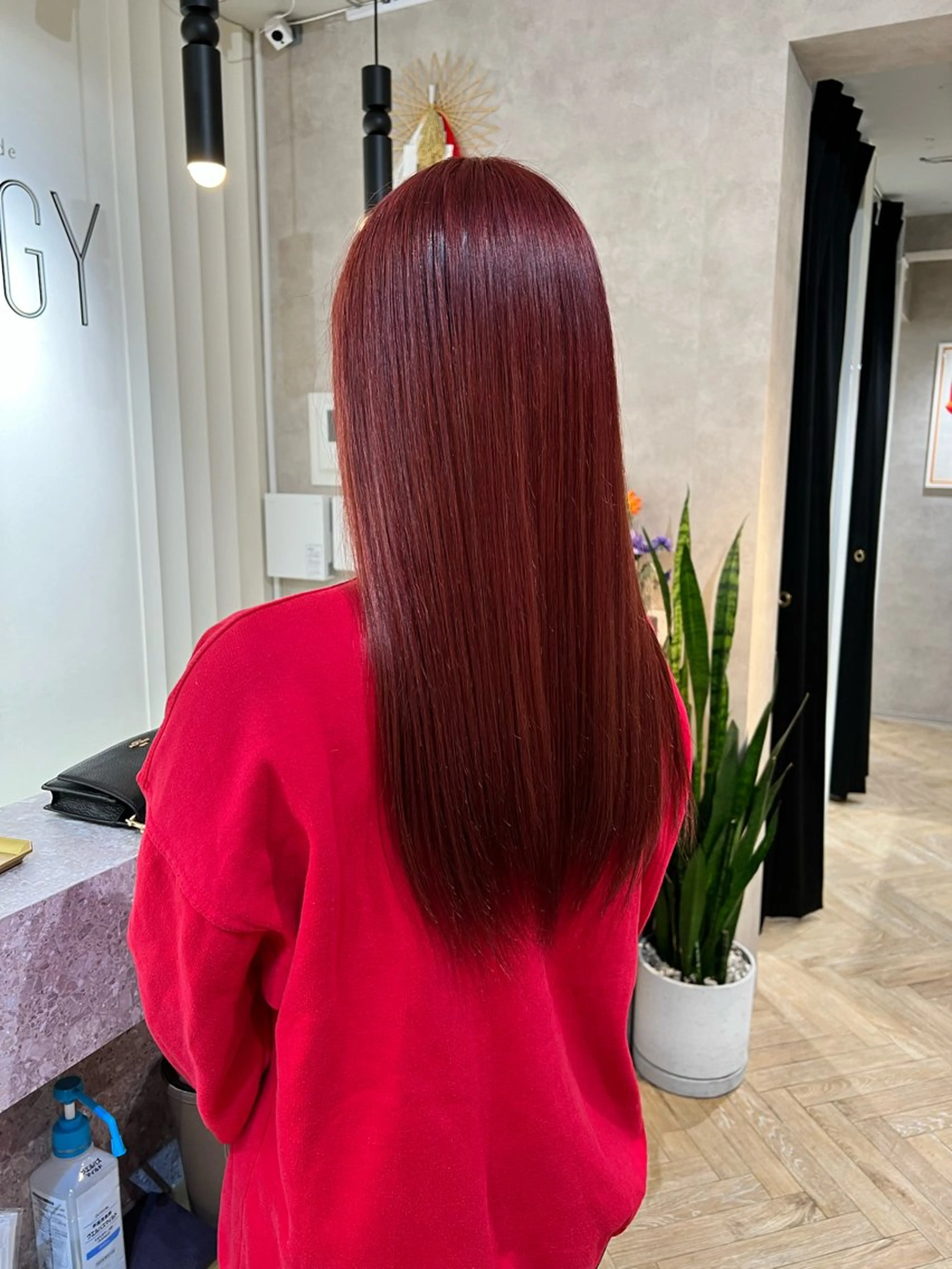 セミロング カラー 茂木 未海のヘアスタイル