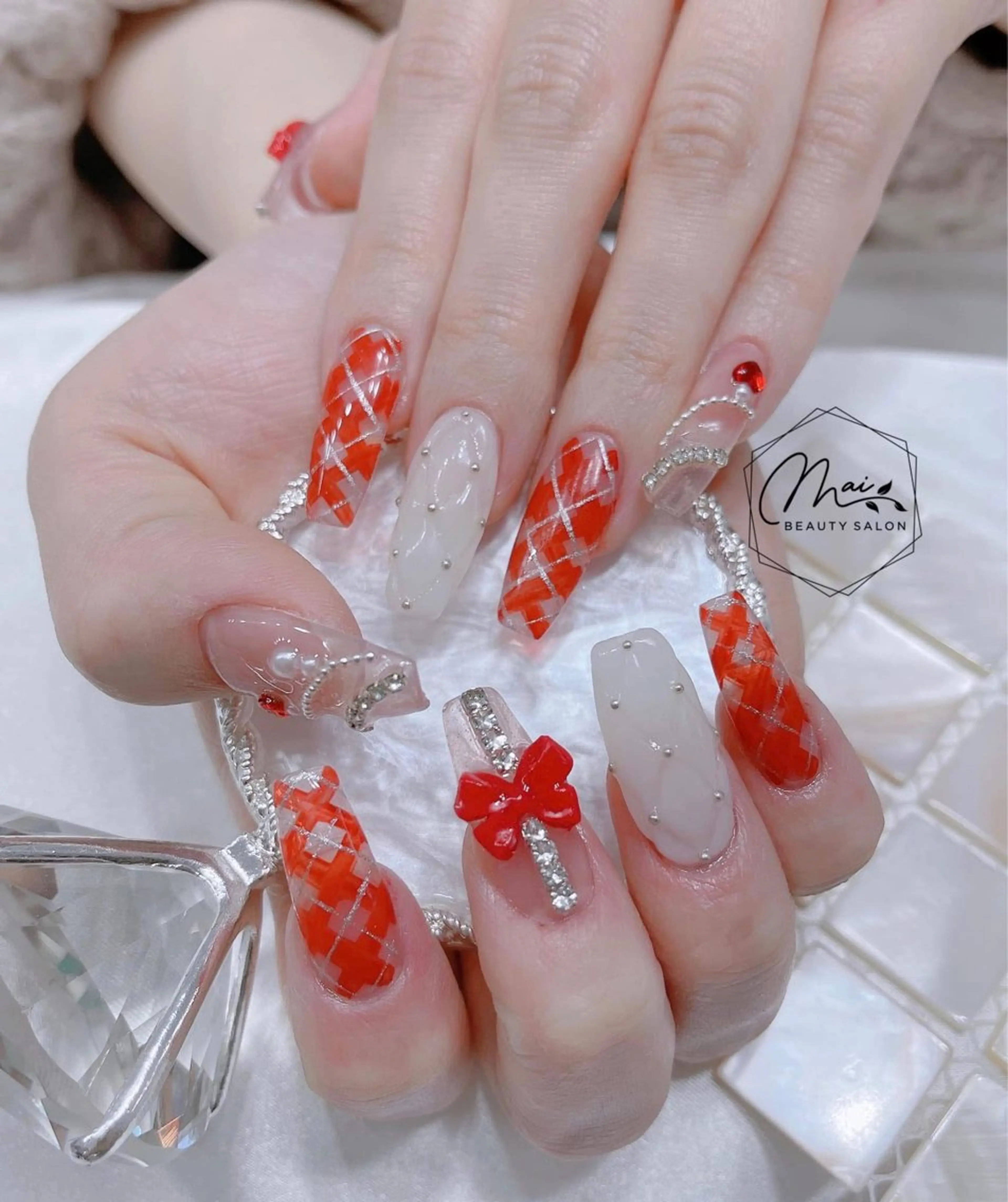 ネイル チークネイル ジェルネイル ハート 韓国ネイル マグネットネイル ハンドネイル Mai Beauty To  Toのネイルデザイン