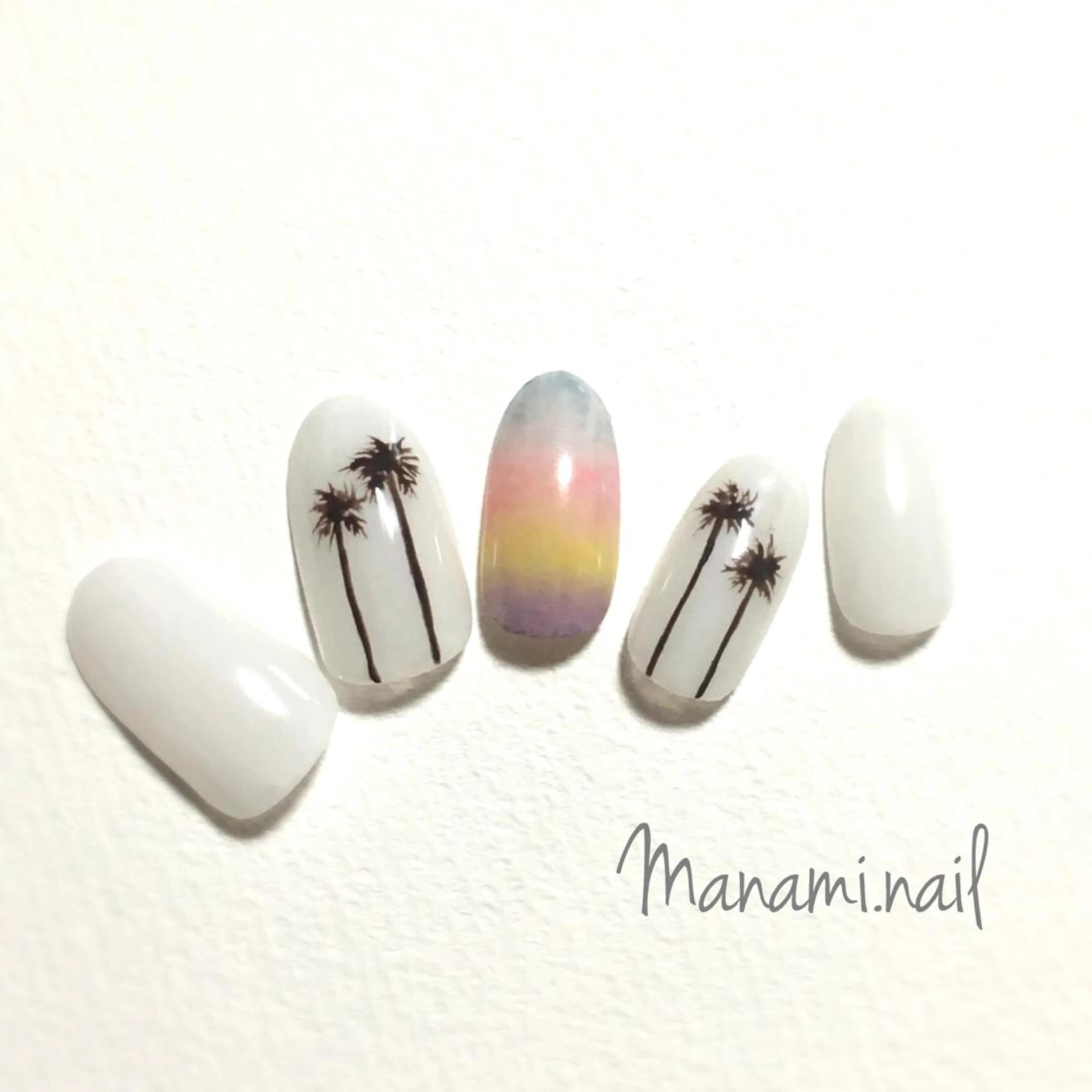 ネイル Loom所属・hrd manamiのネイルデザイン