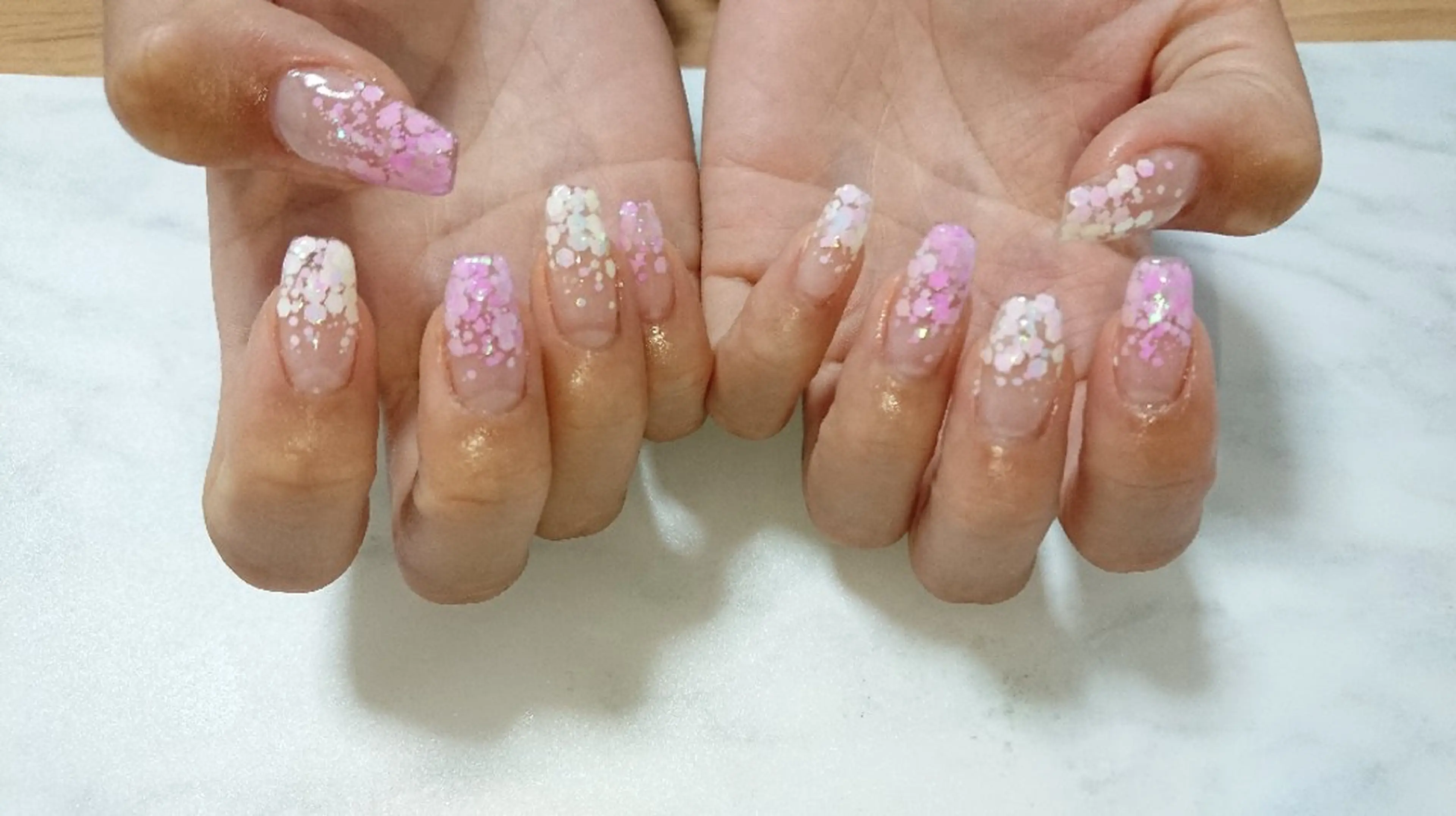 ネイル グラデーション shellnail さなえのネイルデザイン
