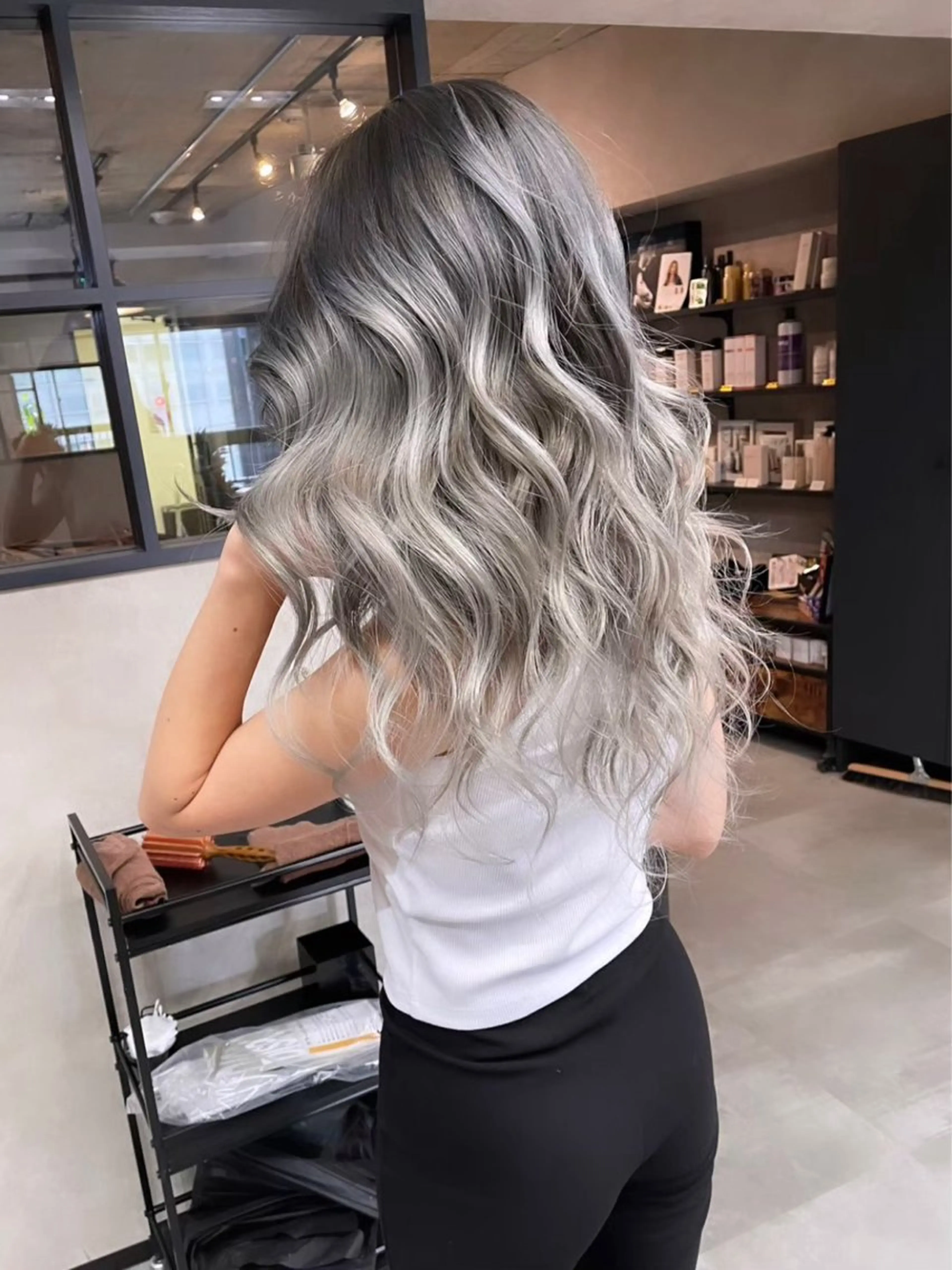 カラー バレイヤージュ ヘアカラー 💜SUNNY キララ💜のヘアスタイル