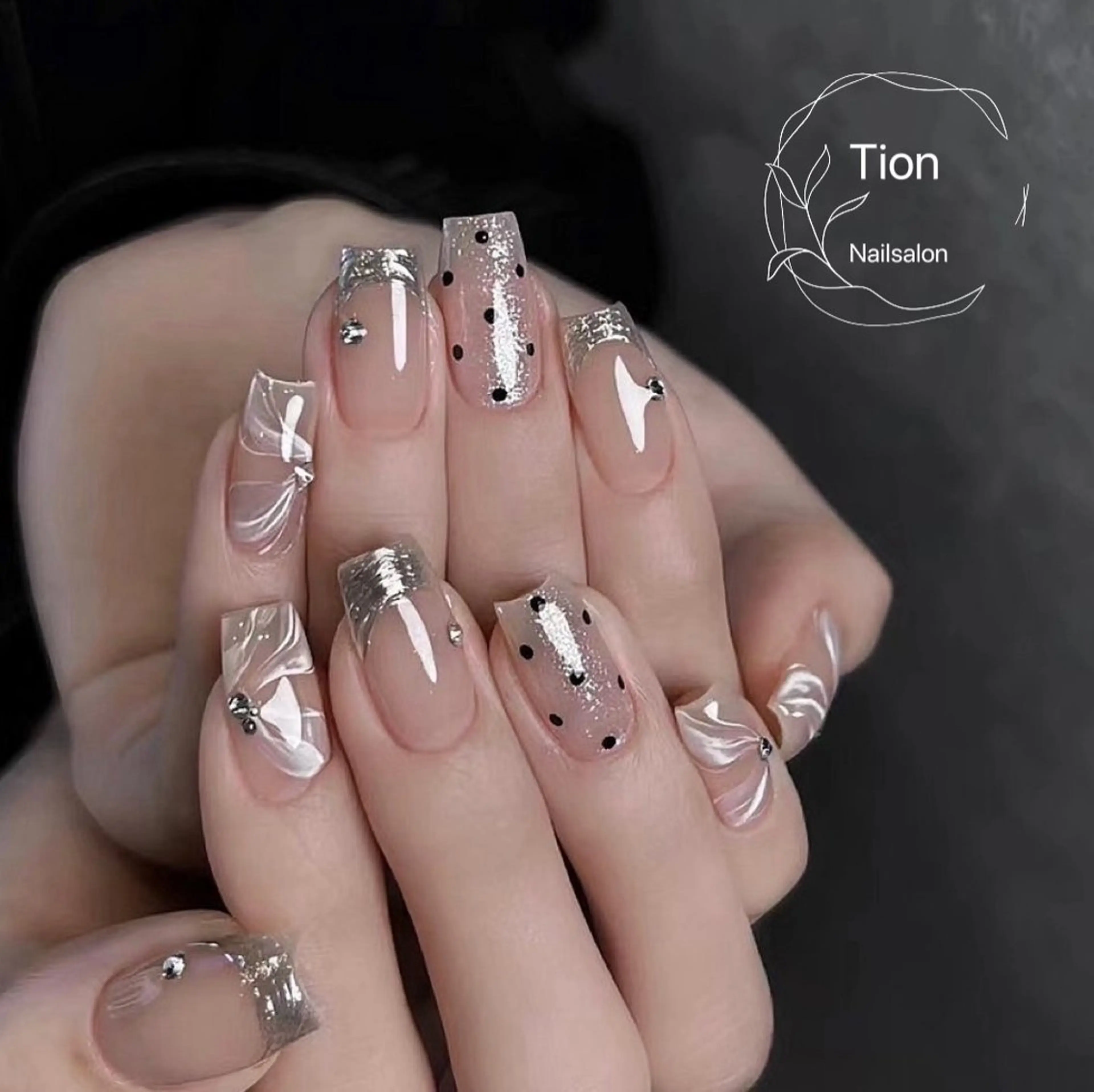ネイル チークネイル 長さ出し フットネイル フレンチネイル ジェルネイル Nailsalon ティオン 浦和店のネイルデザイン