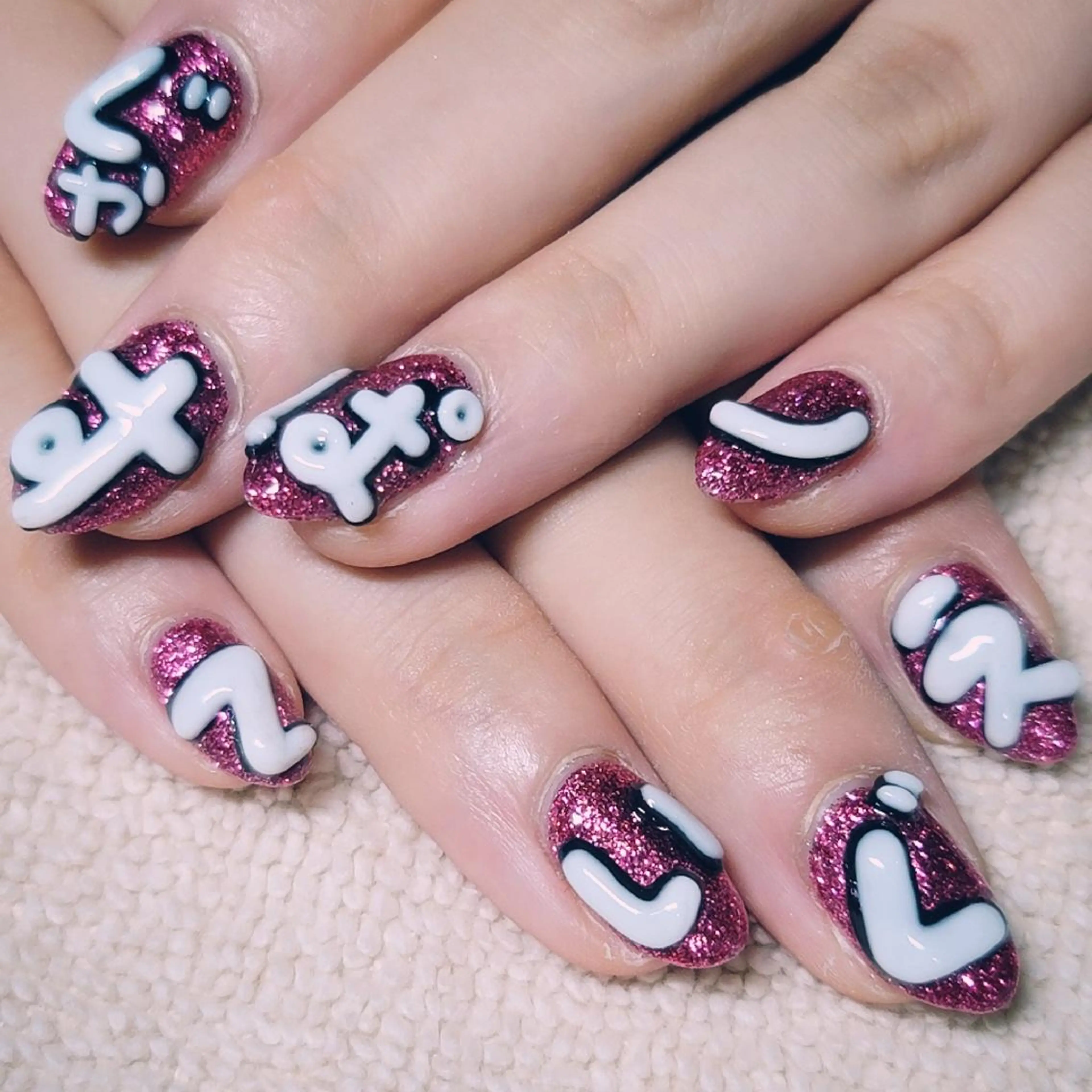 ネイル アートネイル ラメ(グリッター) ワンカラーネイル ピンク ハンドネイル よしだ ひろきのネイルデザイン