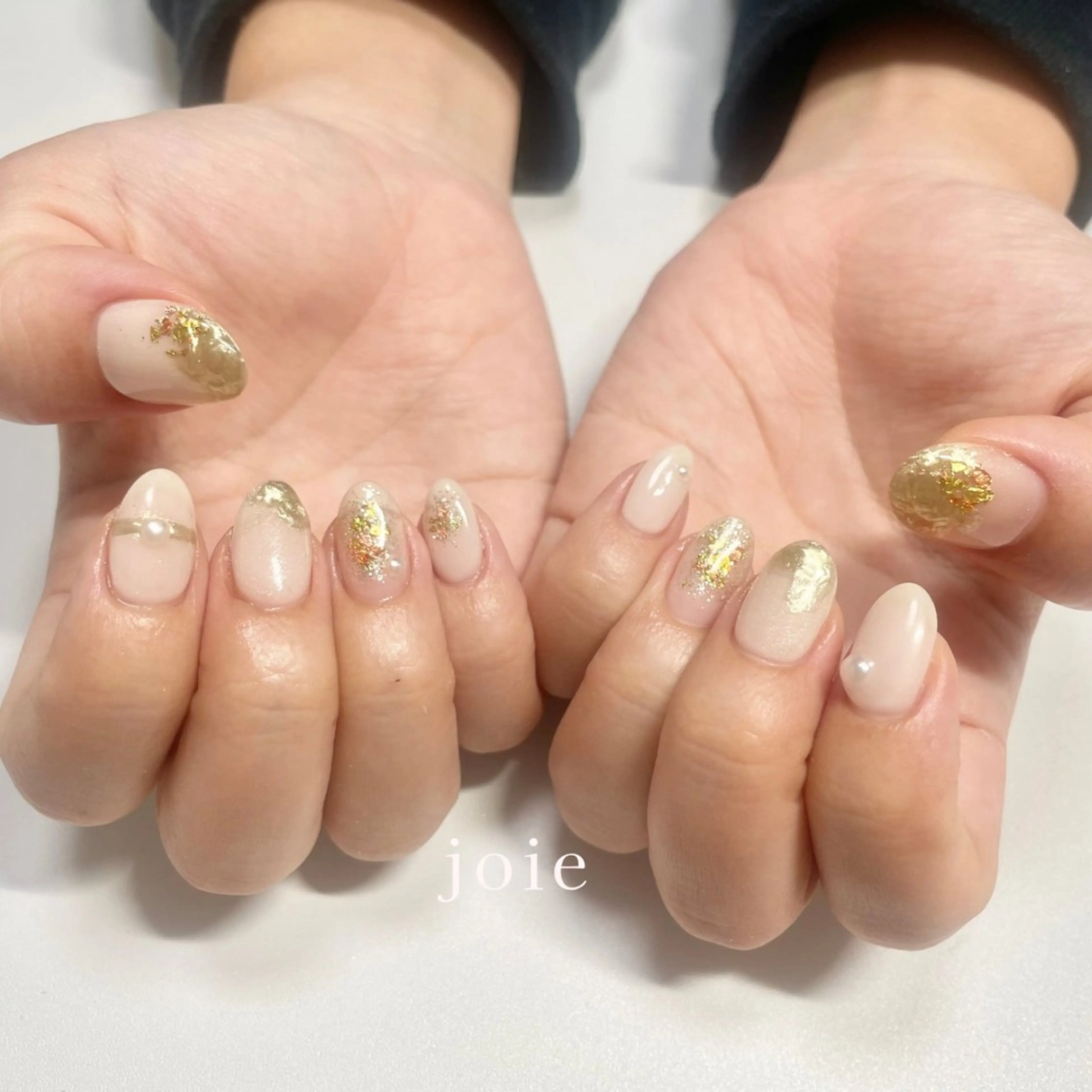 ネイル ニュアンスネイル ワンカラーネイル リボン シンプルネイル Nailist Mikuのネイルデザイン