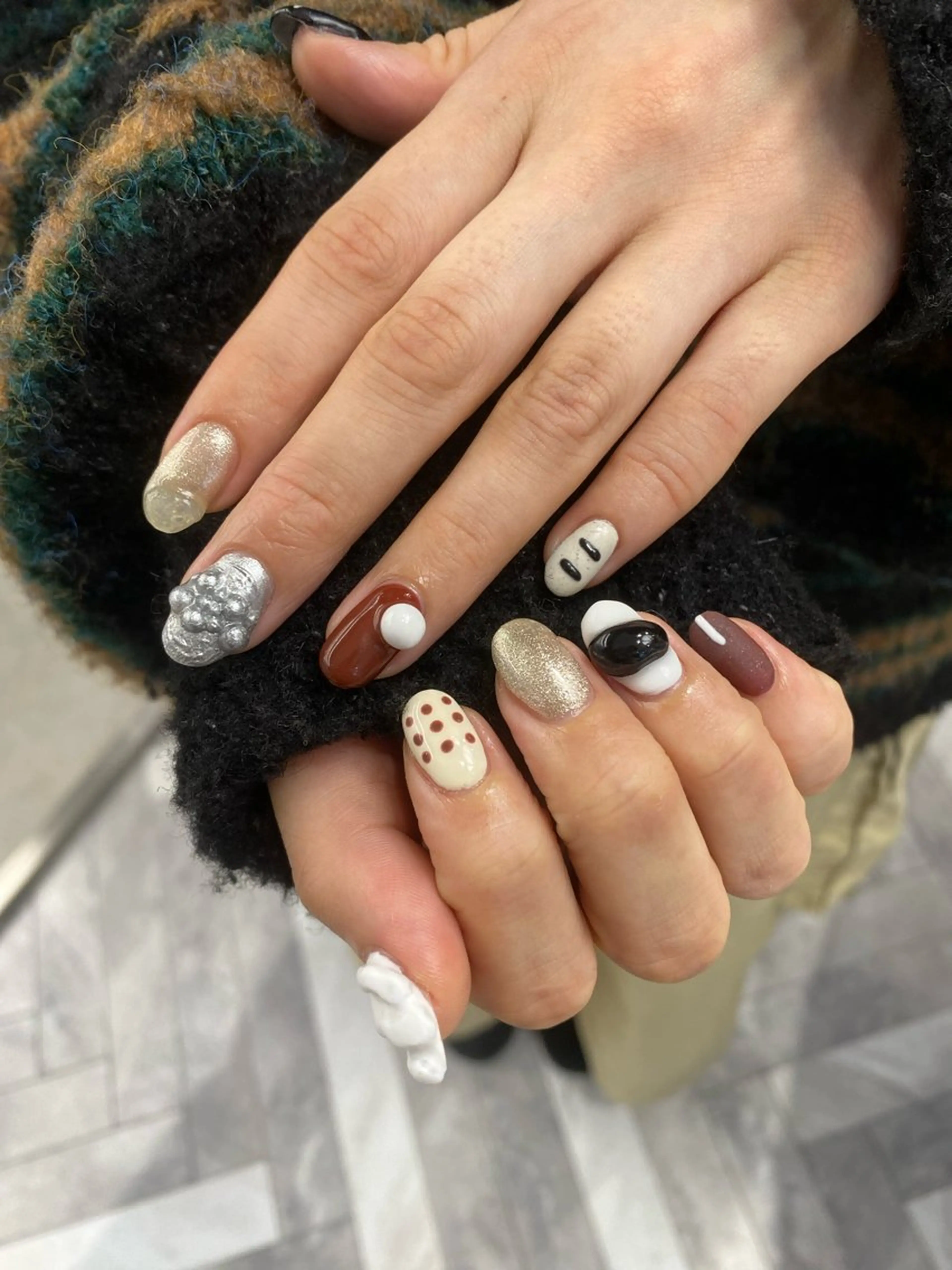 ネイル ハンドネイル ハンドケア カンナ【Y2Kネイル /コーンロウ】のネイルデザイン