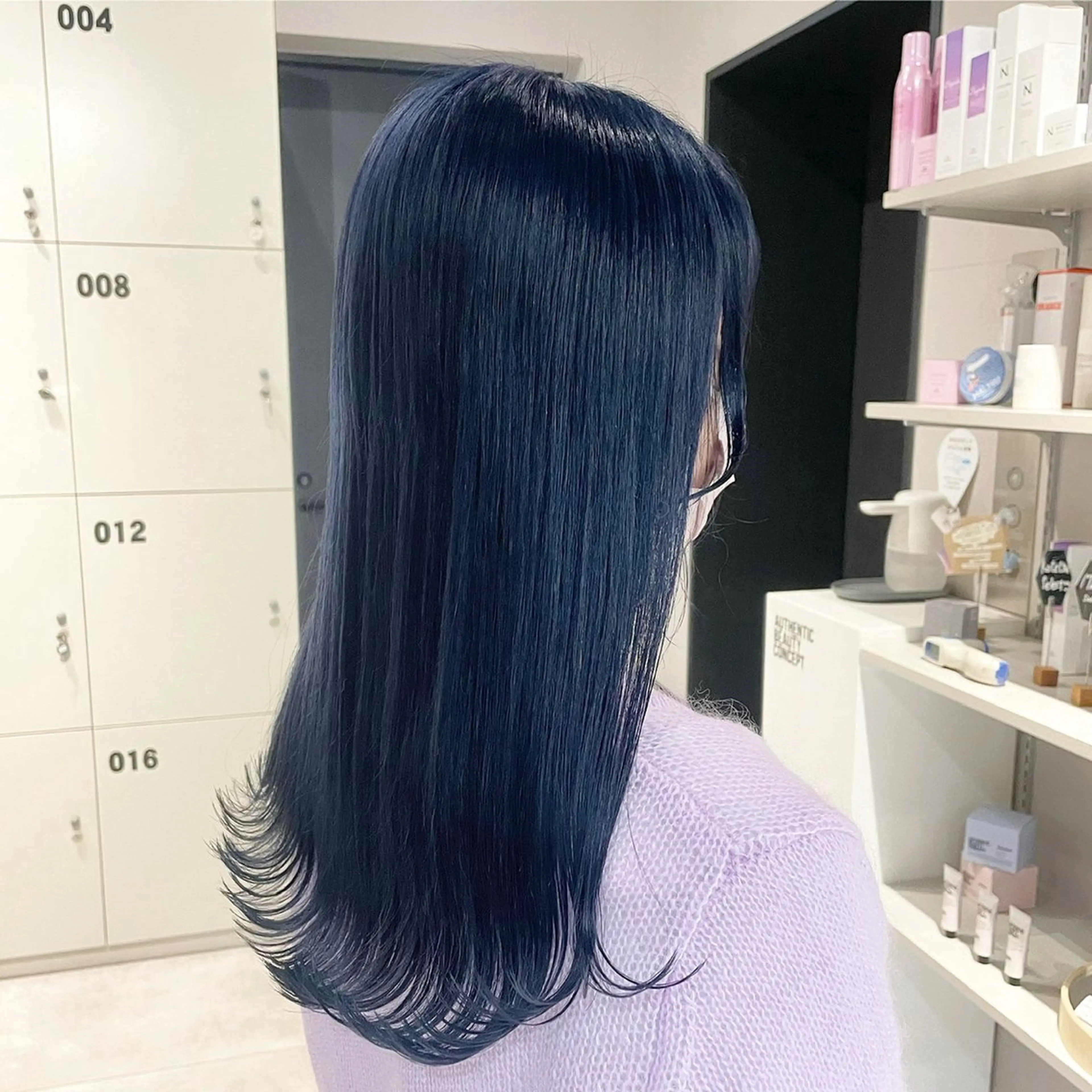 ロング カラー トリートメント Ameri 新宿所属・𓆩︎🩸個性カラー SAKÜRA𓆪⋆˚のヘアスタイル