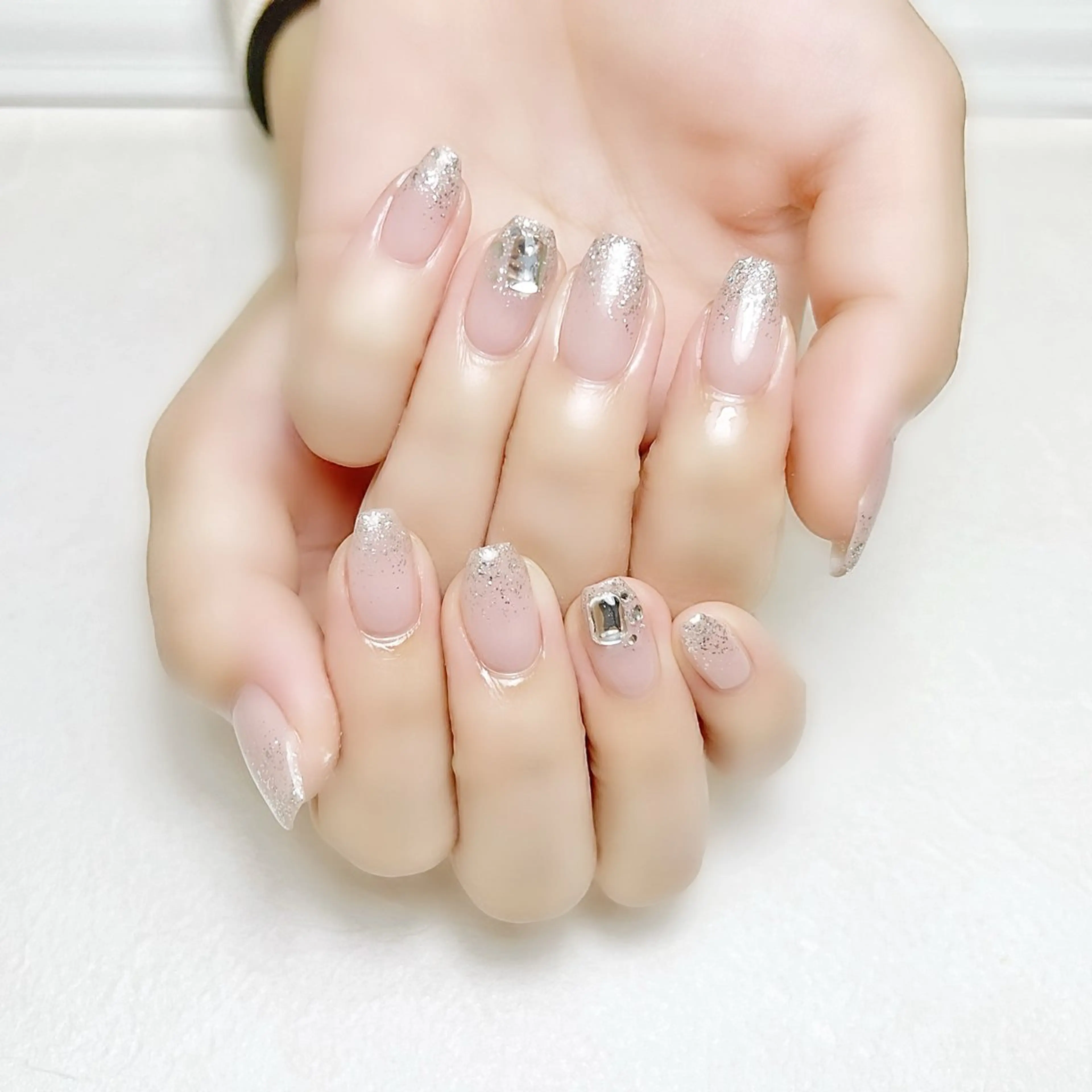 ネイル アートネイル オフィスネイル ワンカラーネイル 夏ネイル rouse nail RISATOのネイルデザイン