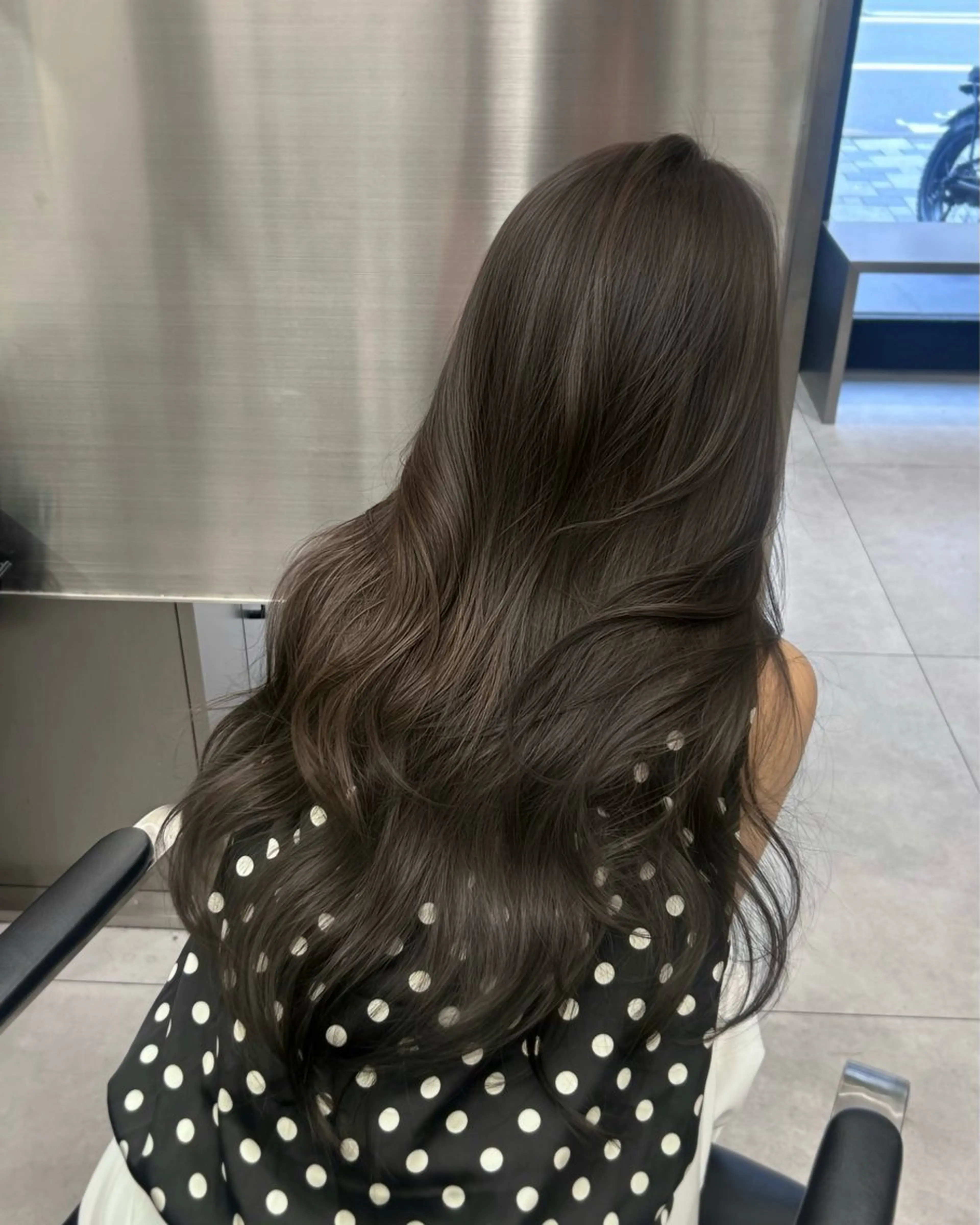 ロング ヘアカラー トリートメント 大人レイヤー/艶髪 🇺🇸TOMONAのヘアスタイル