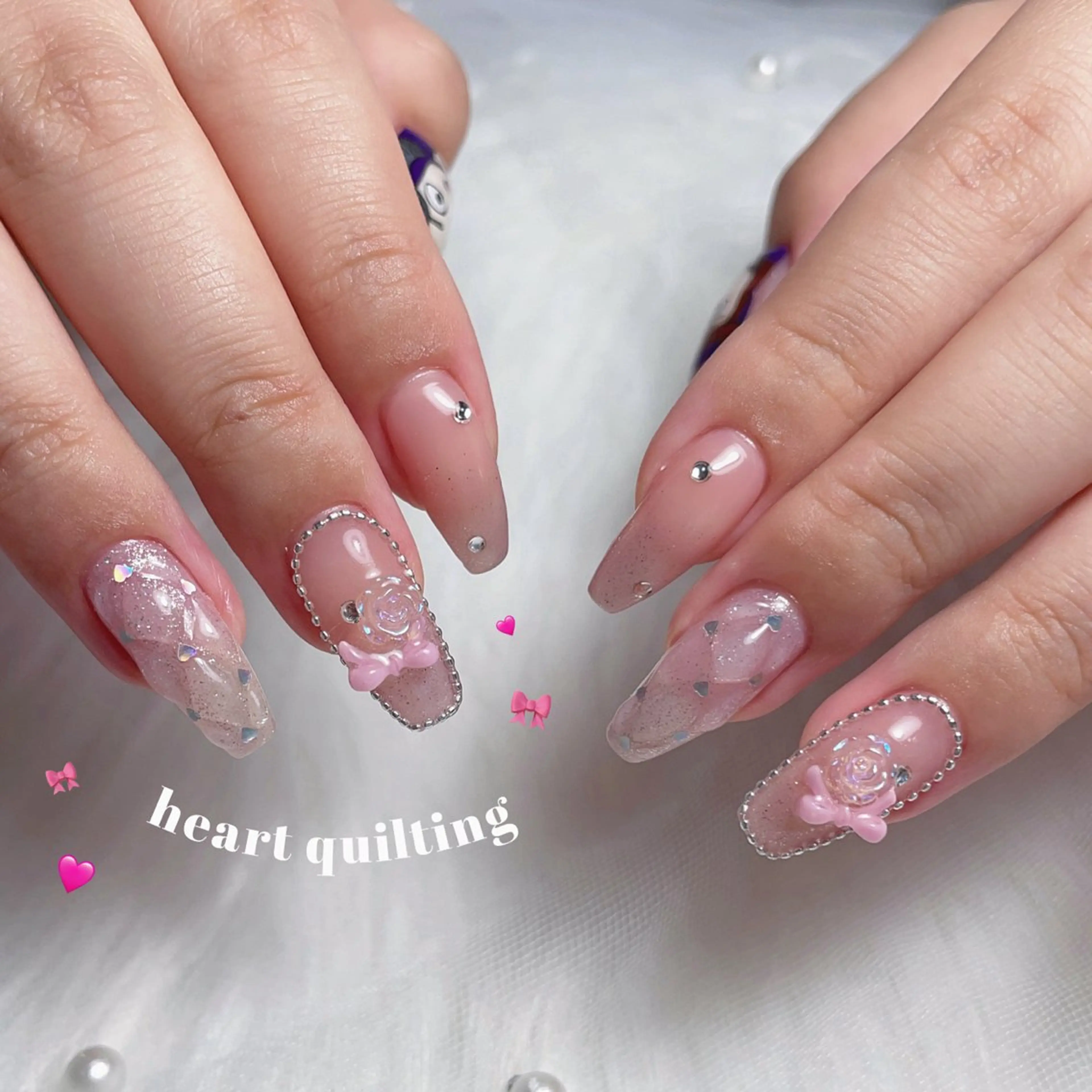 ネイル あゆ🎀/ワンホンネ イル/痛ネイルのネイルデザイン