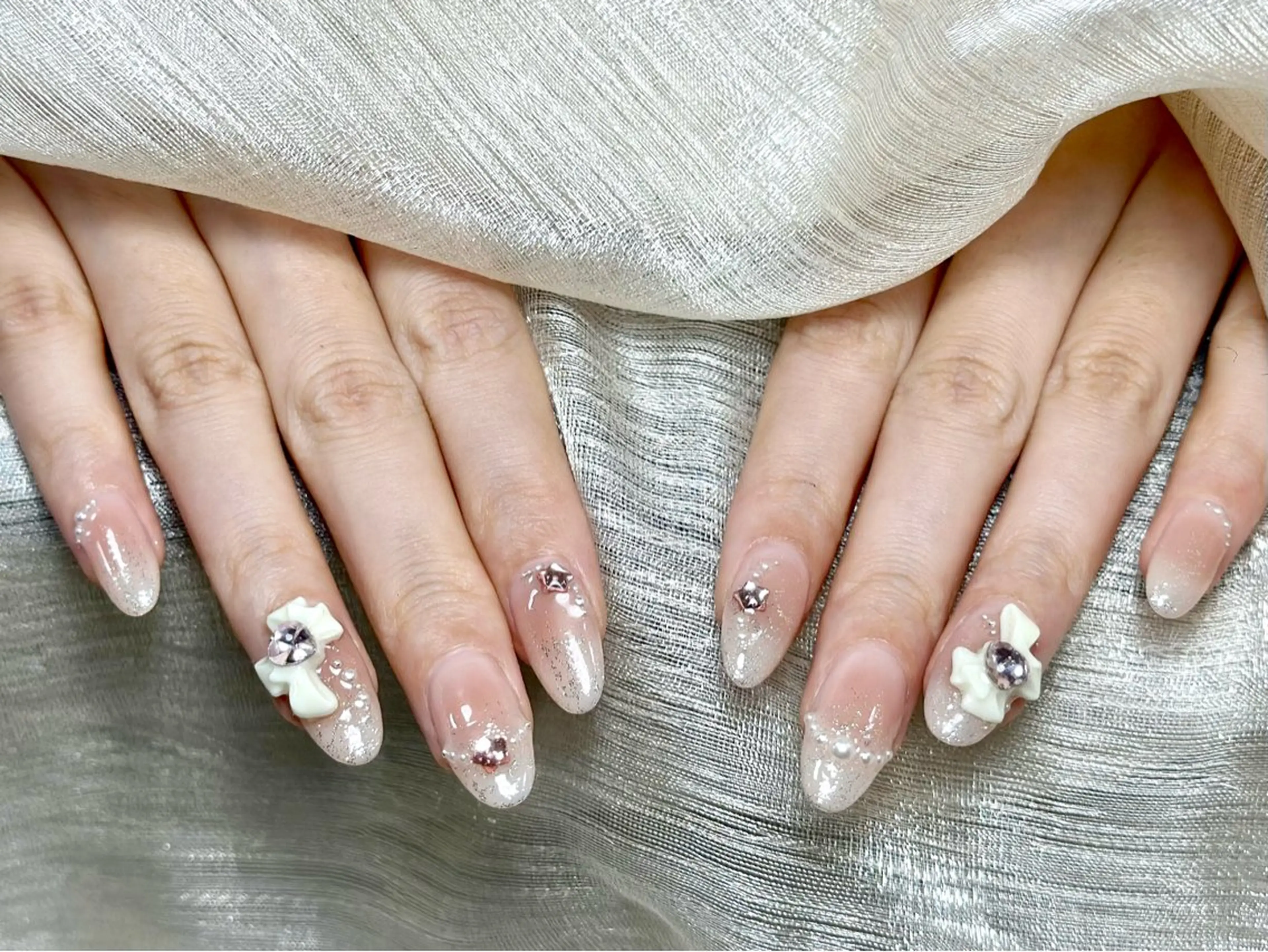 ネイル ハンドネイル ハンドケア 💕ドリーミー ネイル💕のネイルデザイン
