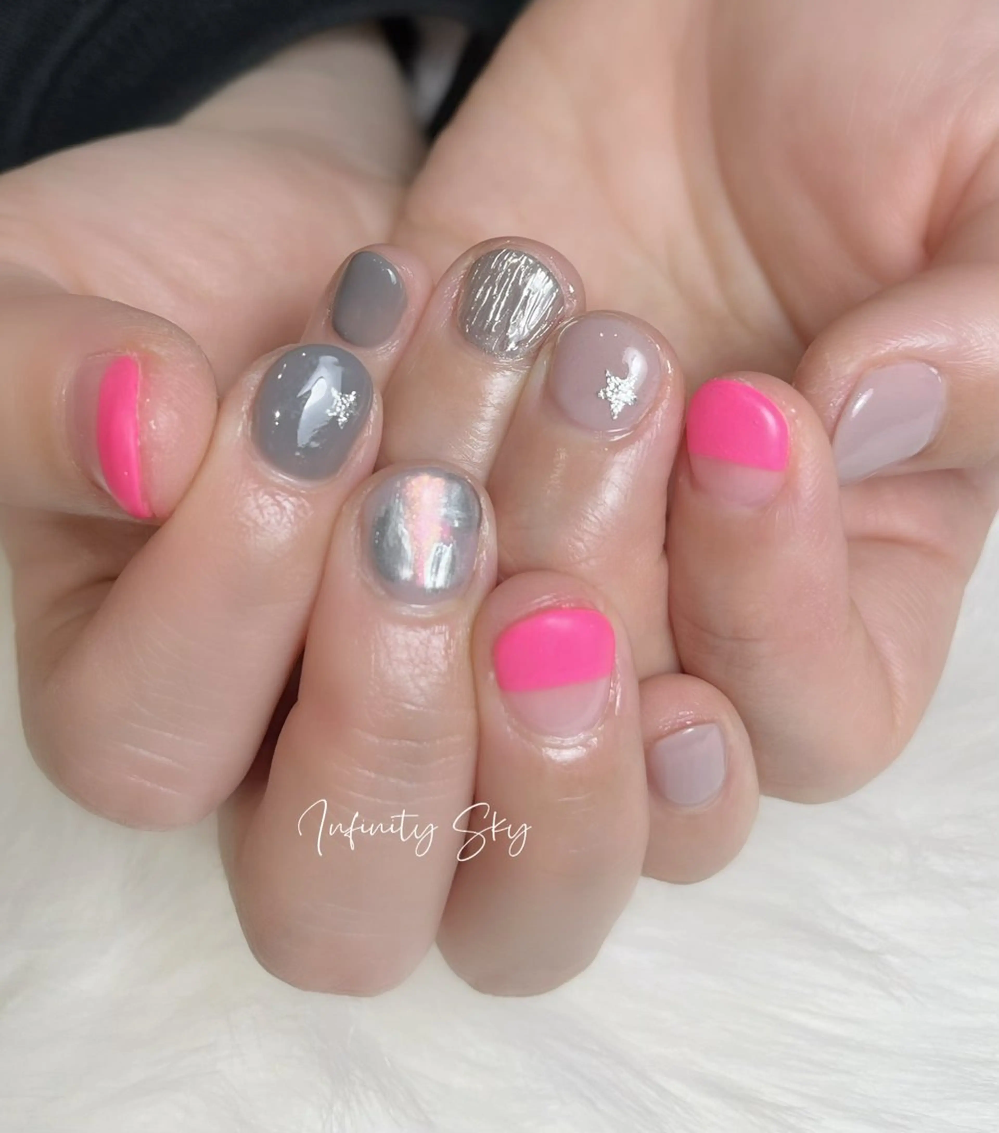 ネイル infinity skyのネイルデザイン