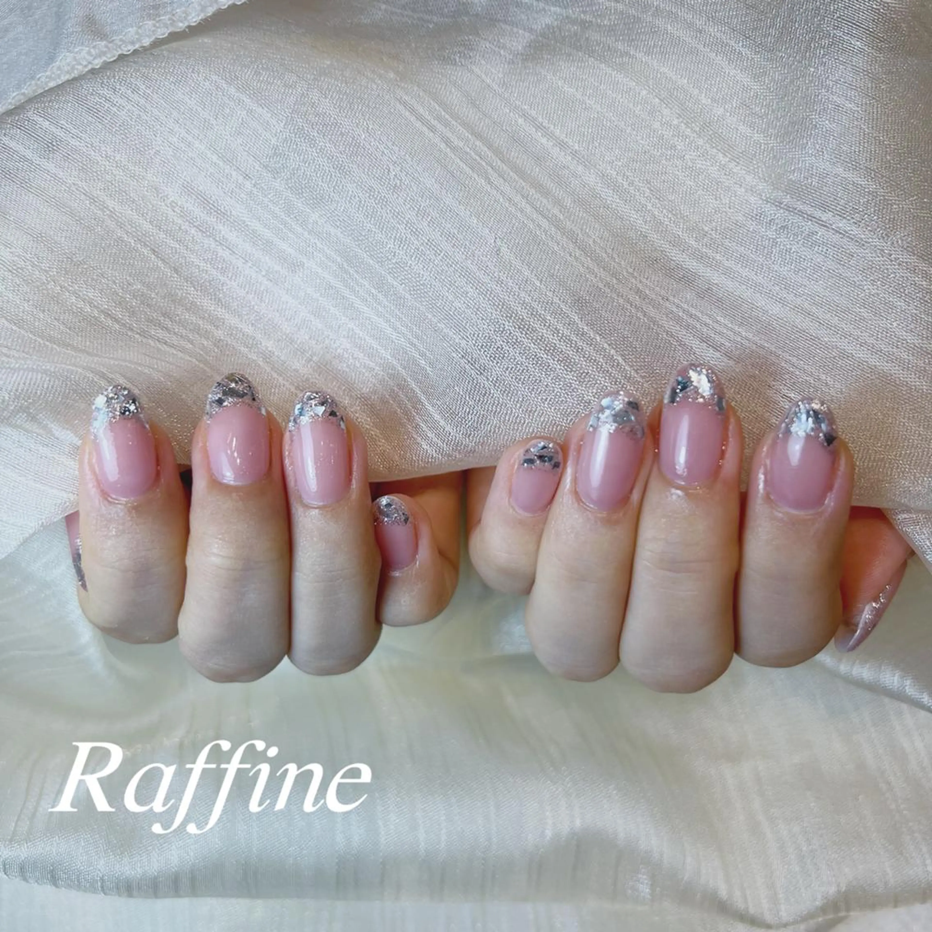 ネイル ハンドネイル フットネイル ハンドケア RAFFINE 月🦋🩵のネイルデザイン