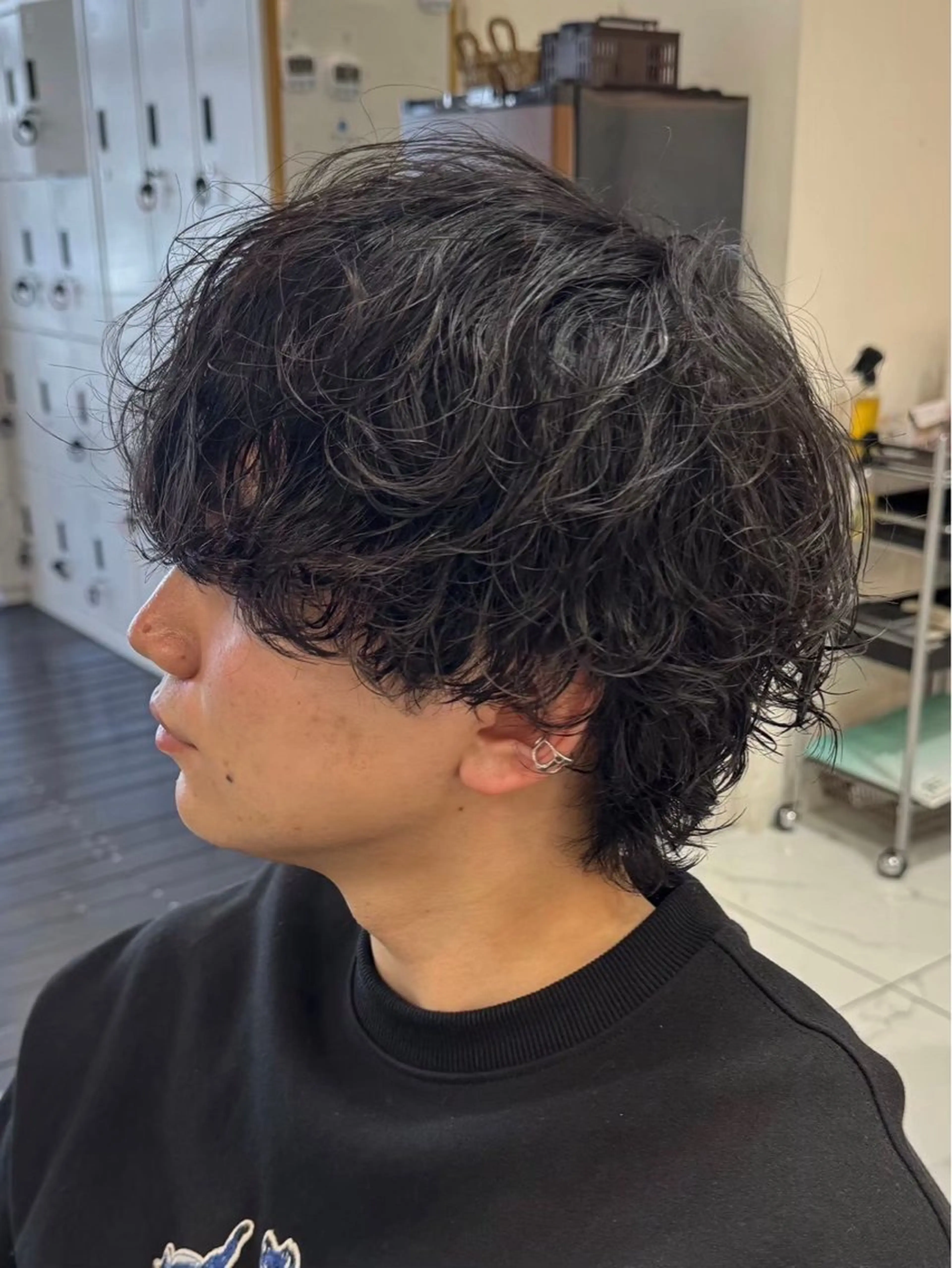 ショート パーマ メンズ マッシュウルフ マッシュ メンズパーマ メンズウルフカット レイヤーカット 山本 玲桜のヘアスタイル