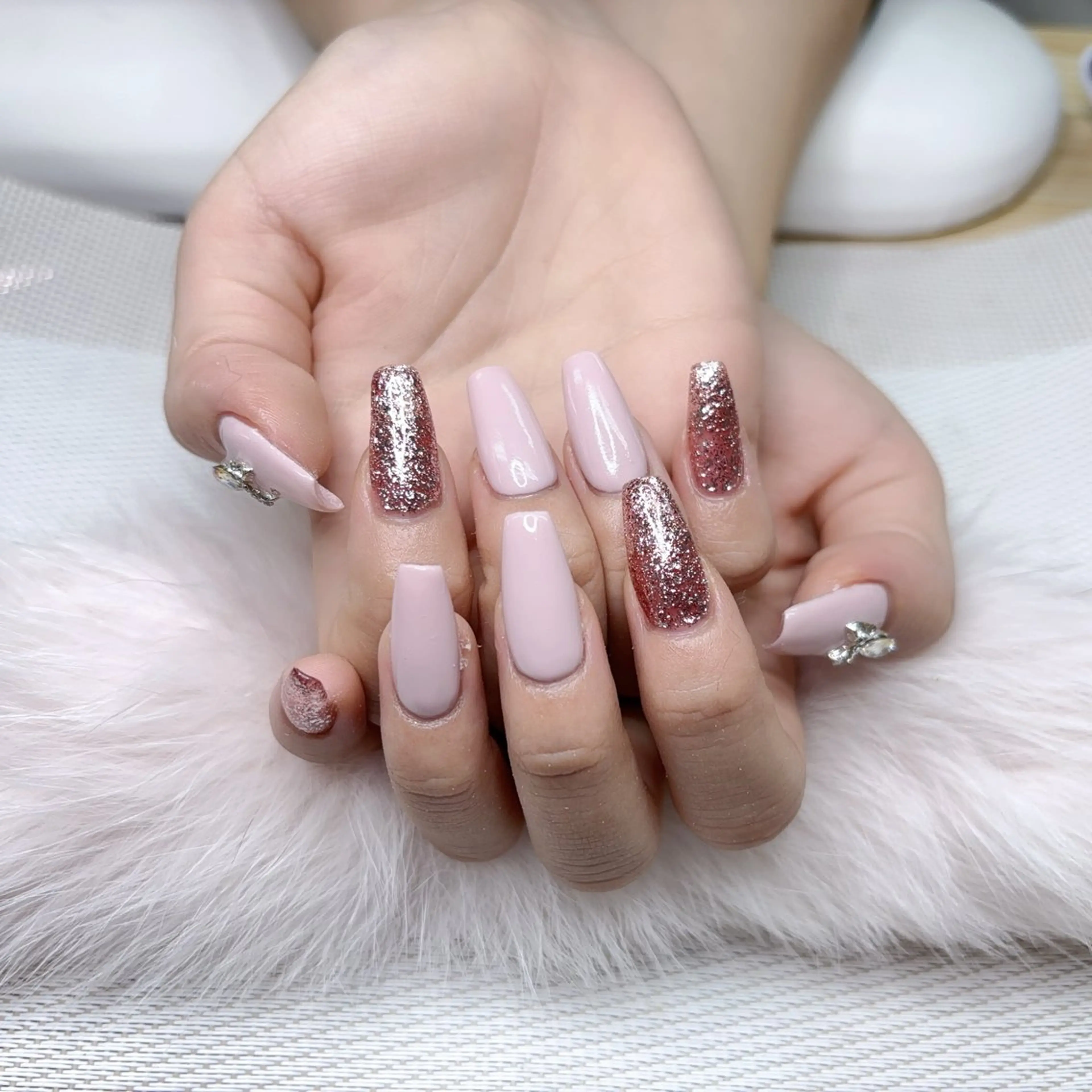 ネイル ハンドネイル ハンドケア 🤩 Yuliaユリアのネイルデザイン