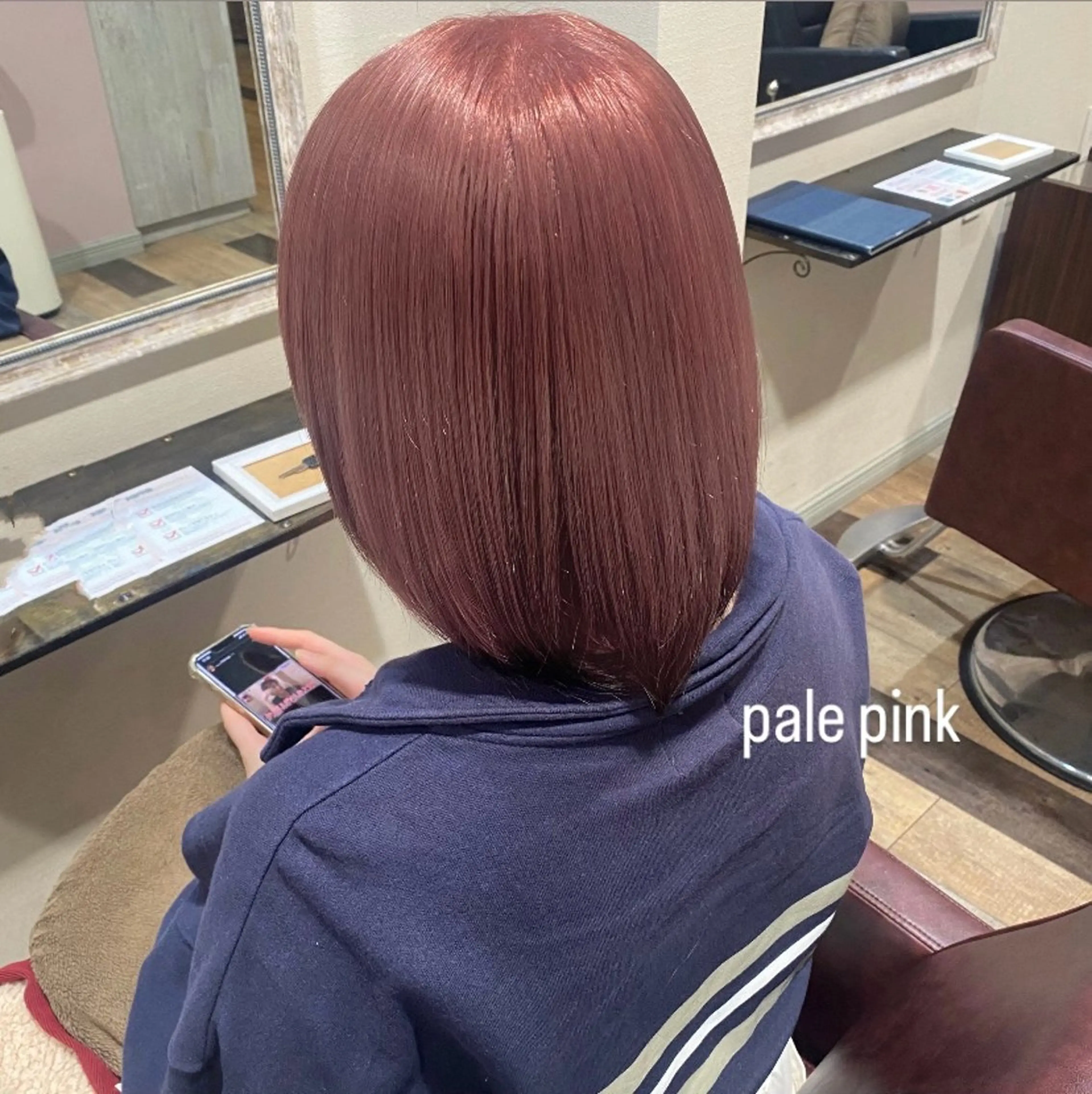 ショート カラー ブリーチ ピンクカラー ヘアカラー トリートメント あいさ🤍ムラ無しカ ラー🤍のヘアスタイル