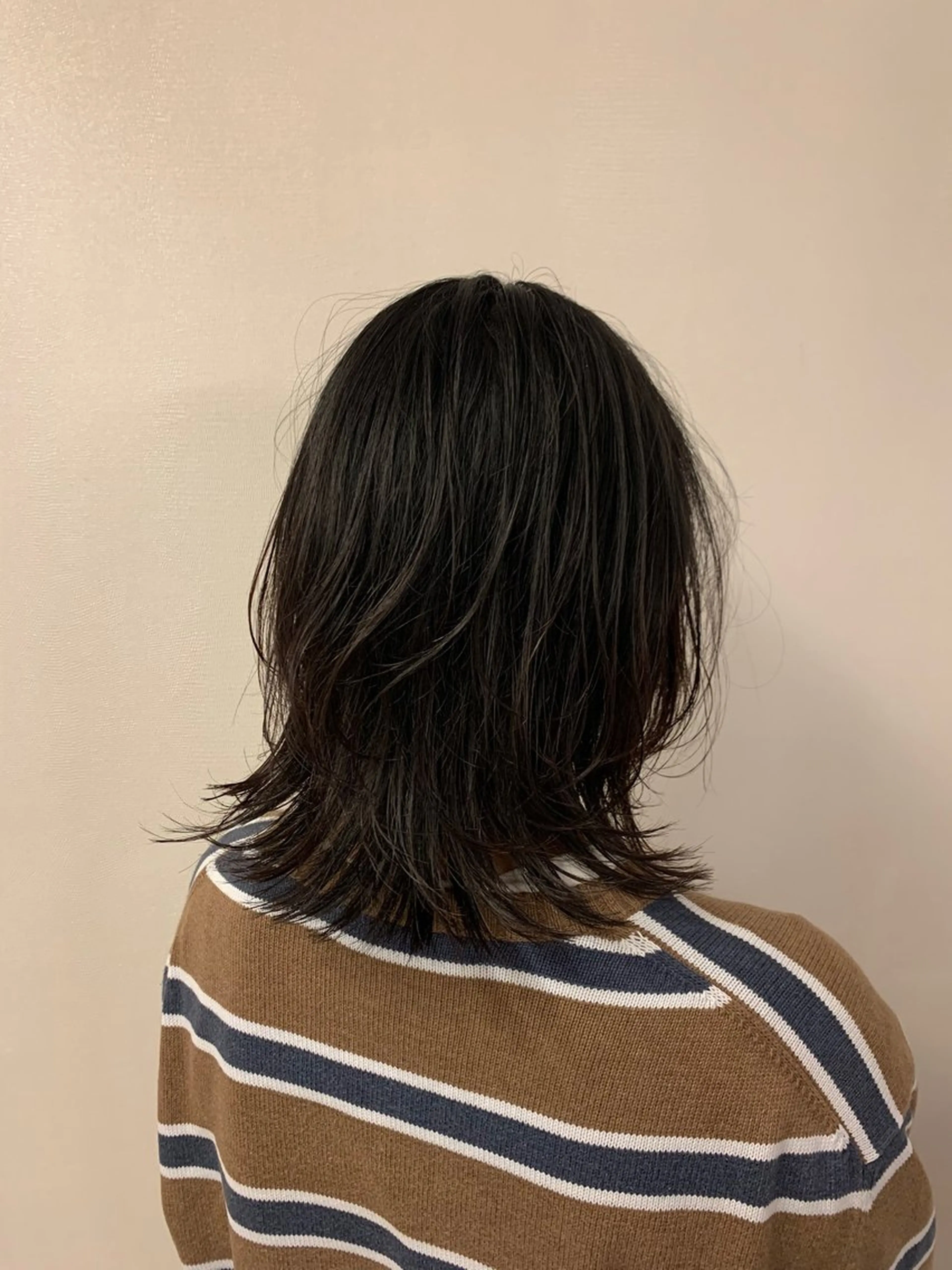 ミディアム 星野 真壱のヘアスタイル