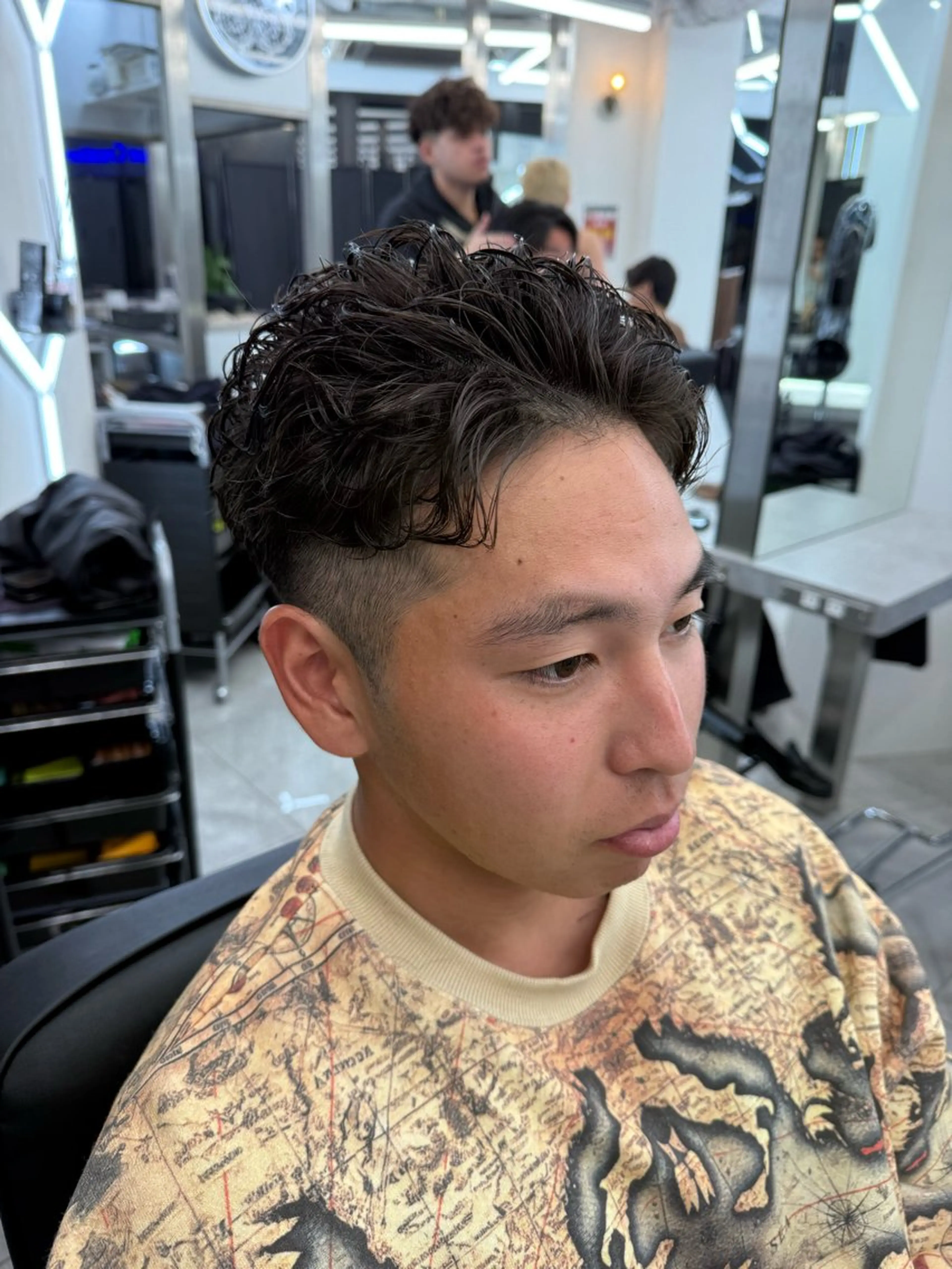 ショート パーマ メンズ カット パーマ メンズ特化美容師/ 四辻 凱斗のヘアスタイル