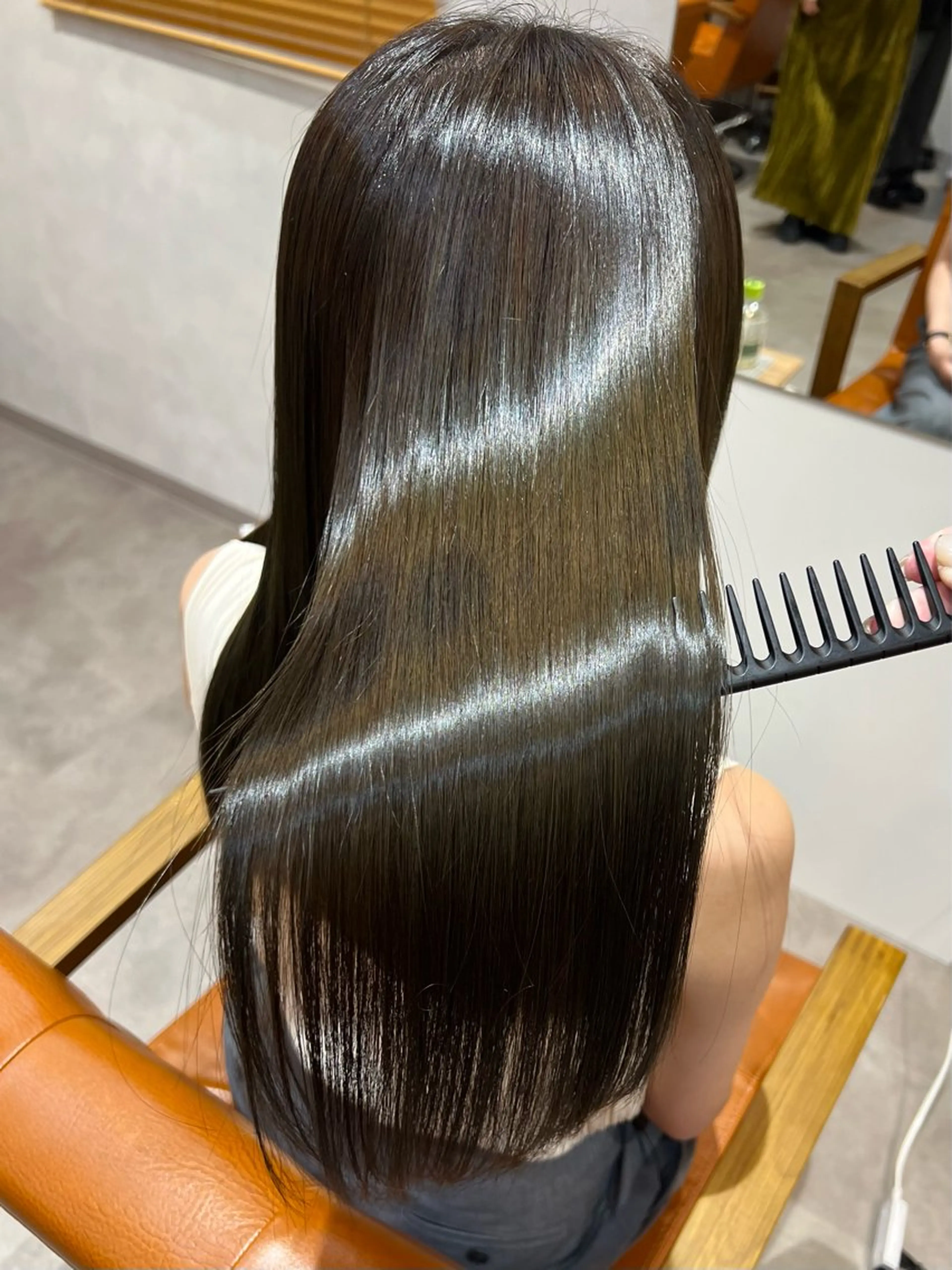 セミロング カラー オリーブカラー 髪質改善 トリートメント 縮毛矯正/髪質改善 riwaのヘアスタイル