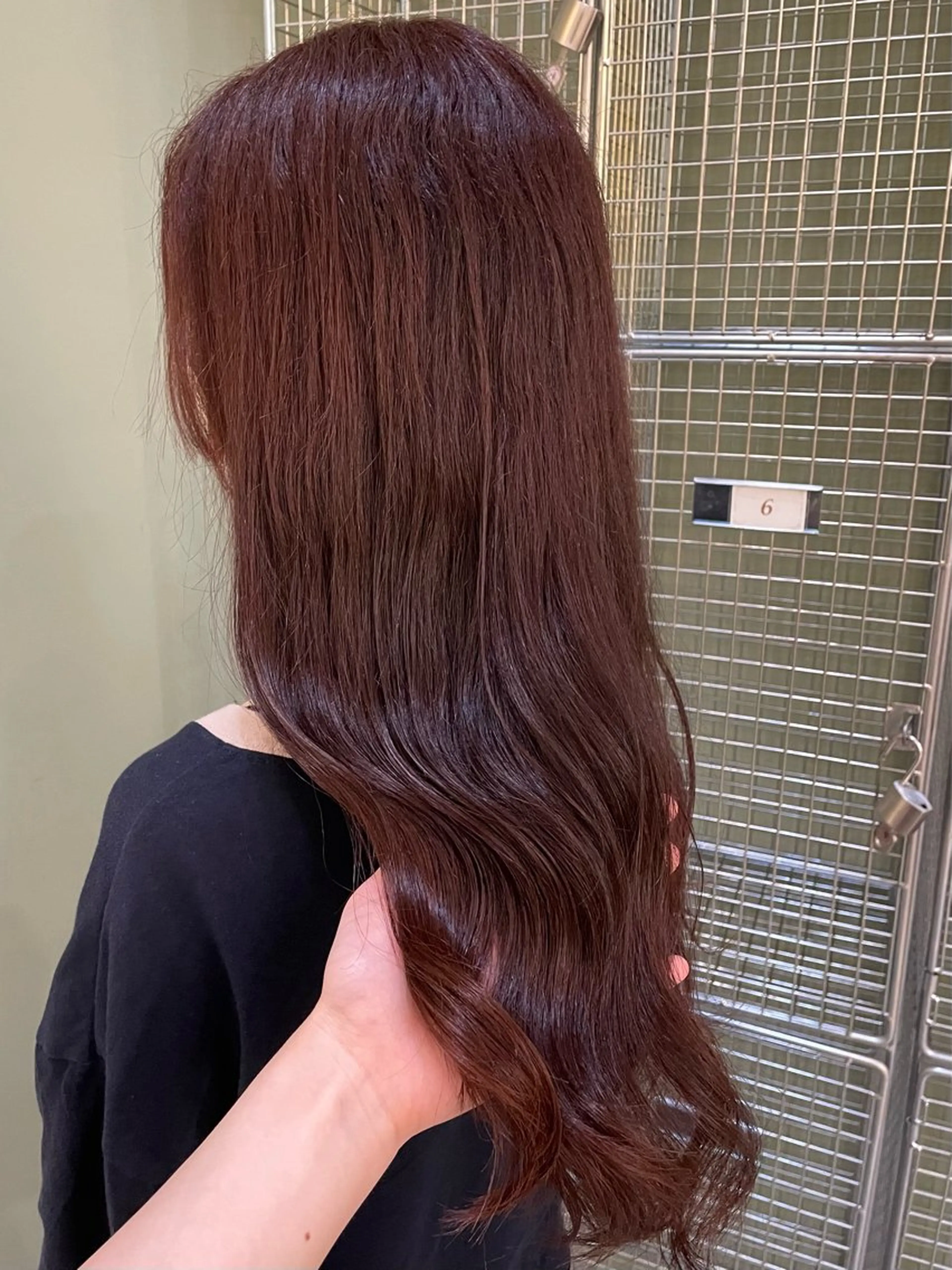ロング カラー ピンクカラー 中井 菜々香のヘアスタイル