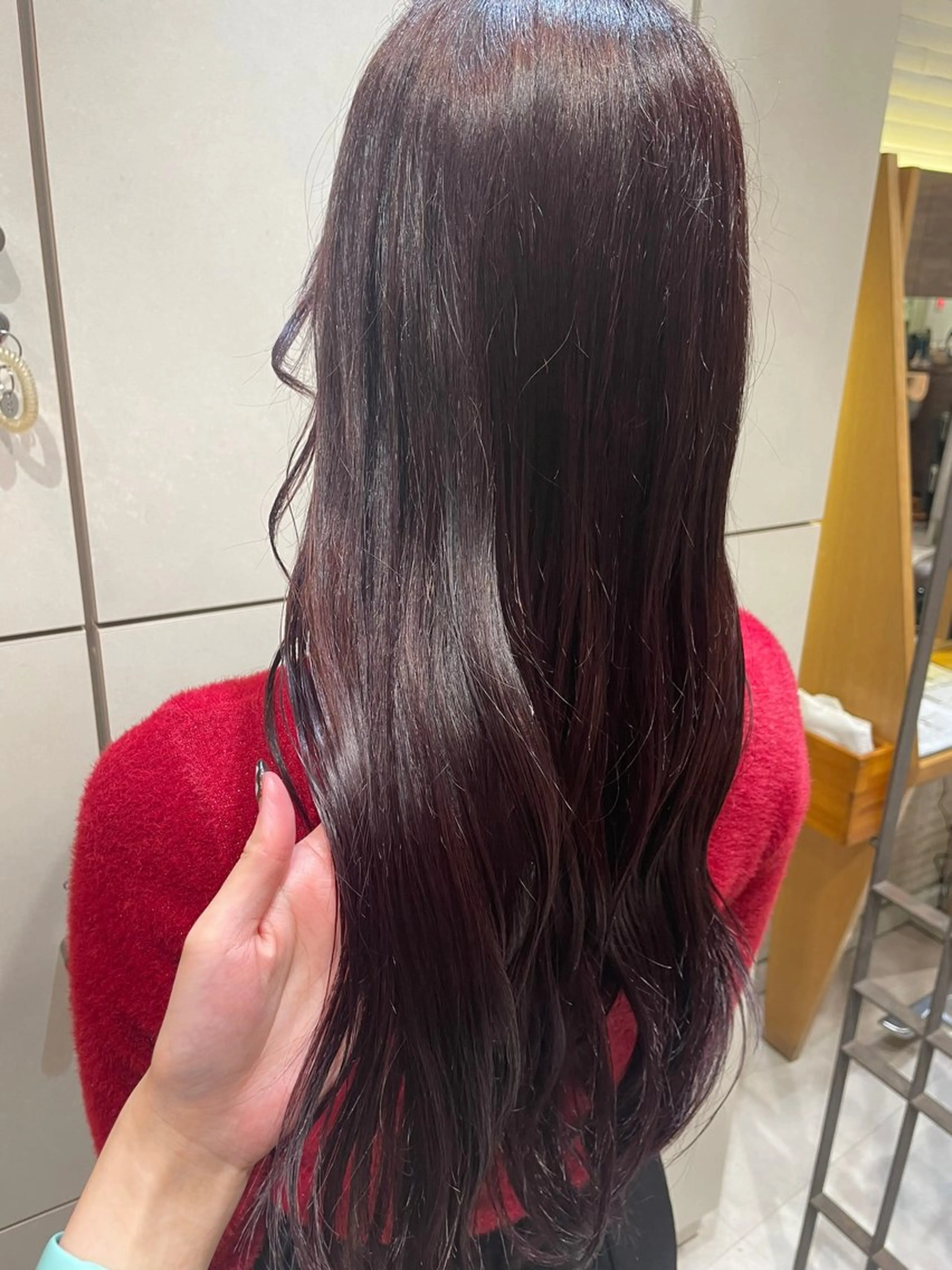 ロング カラー ヘアカラー 山本 花歩のヘアスタイル