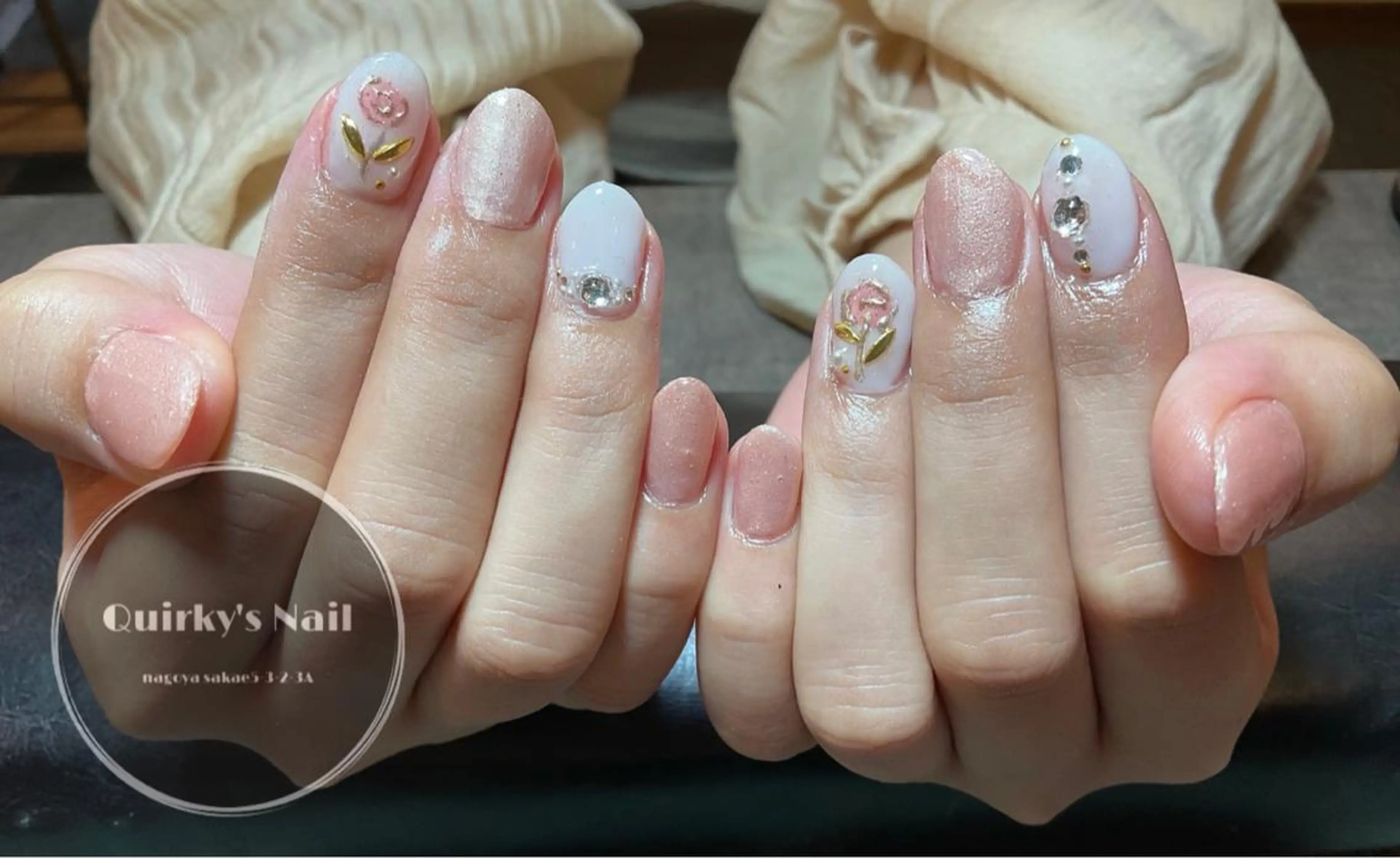 ネイル ピンク ホワイト Quirky's Nail【栄店】のネイルデザイン