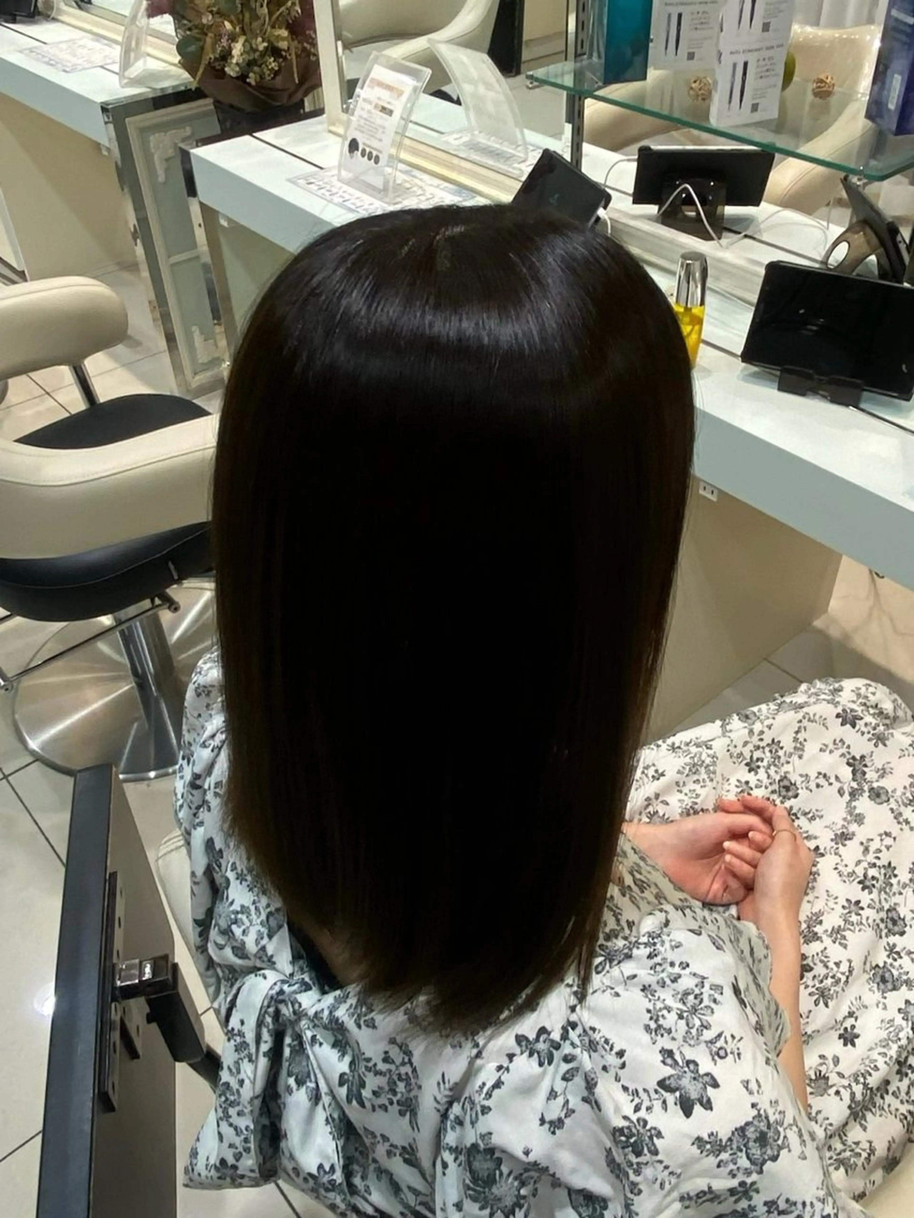 ミディアム カラー 縮毛矯正 ゆきのヘアスタイル
