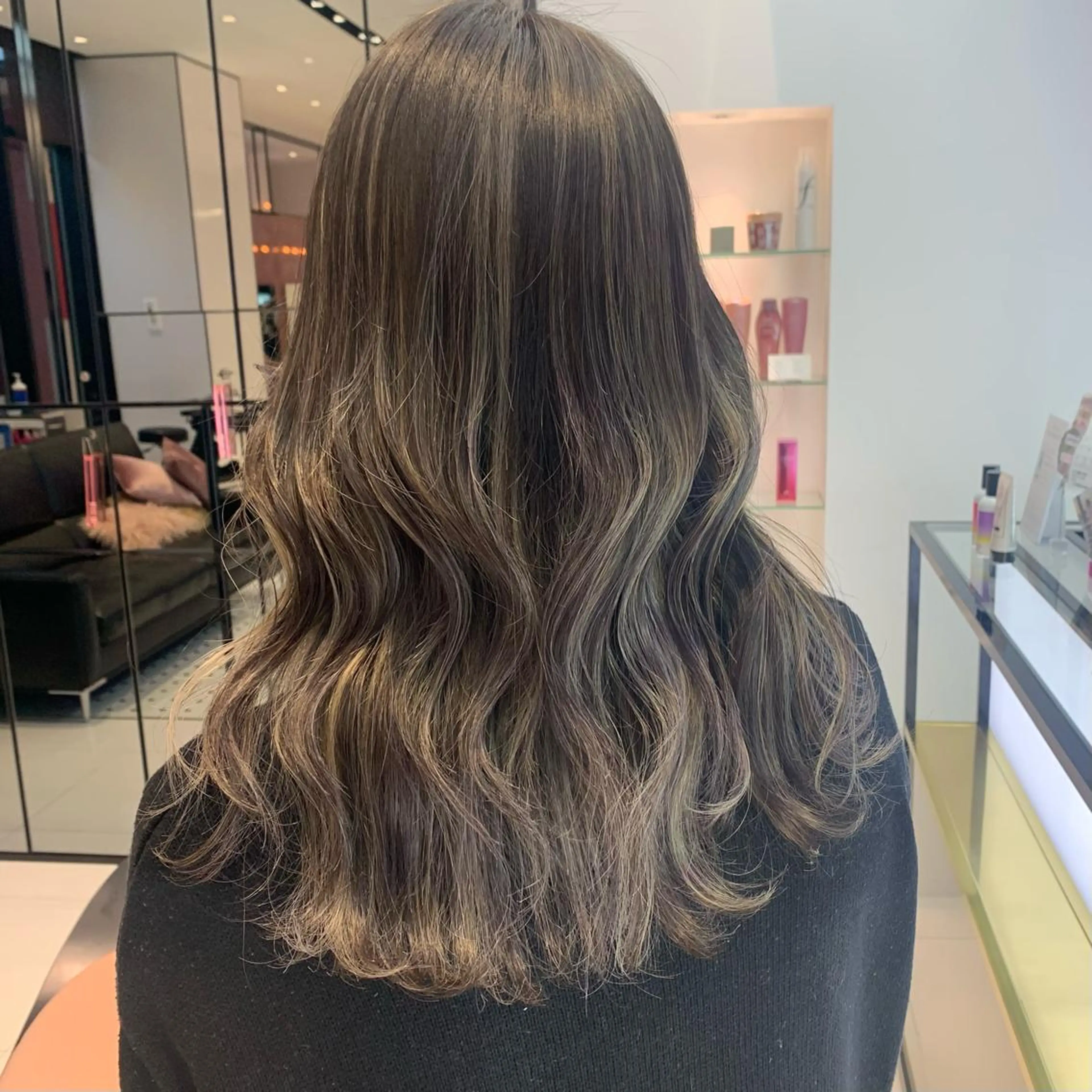 セミロング カラー ハイライトカラー ハイライト ハッシュカット/ハイ トーン/MANAMIのヘアスタイル