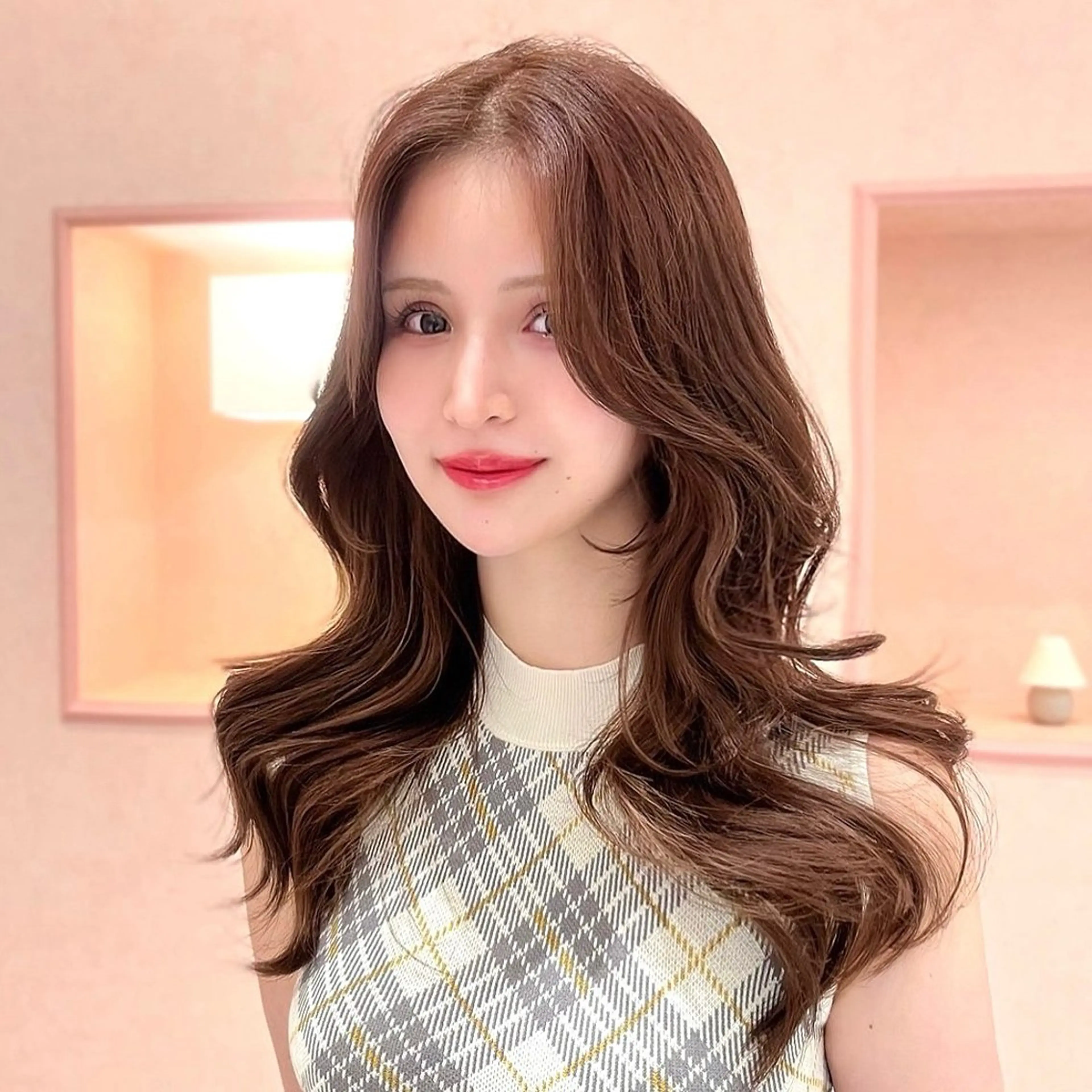 ロング カラー ベージュカラー ブリーチ ヘーゼル ブリーチなしカラー レッドカラー トレンド韓国モテヘア Natsuki🌛のヘアスタイル