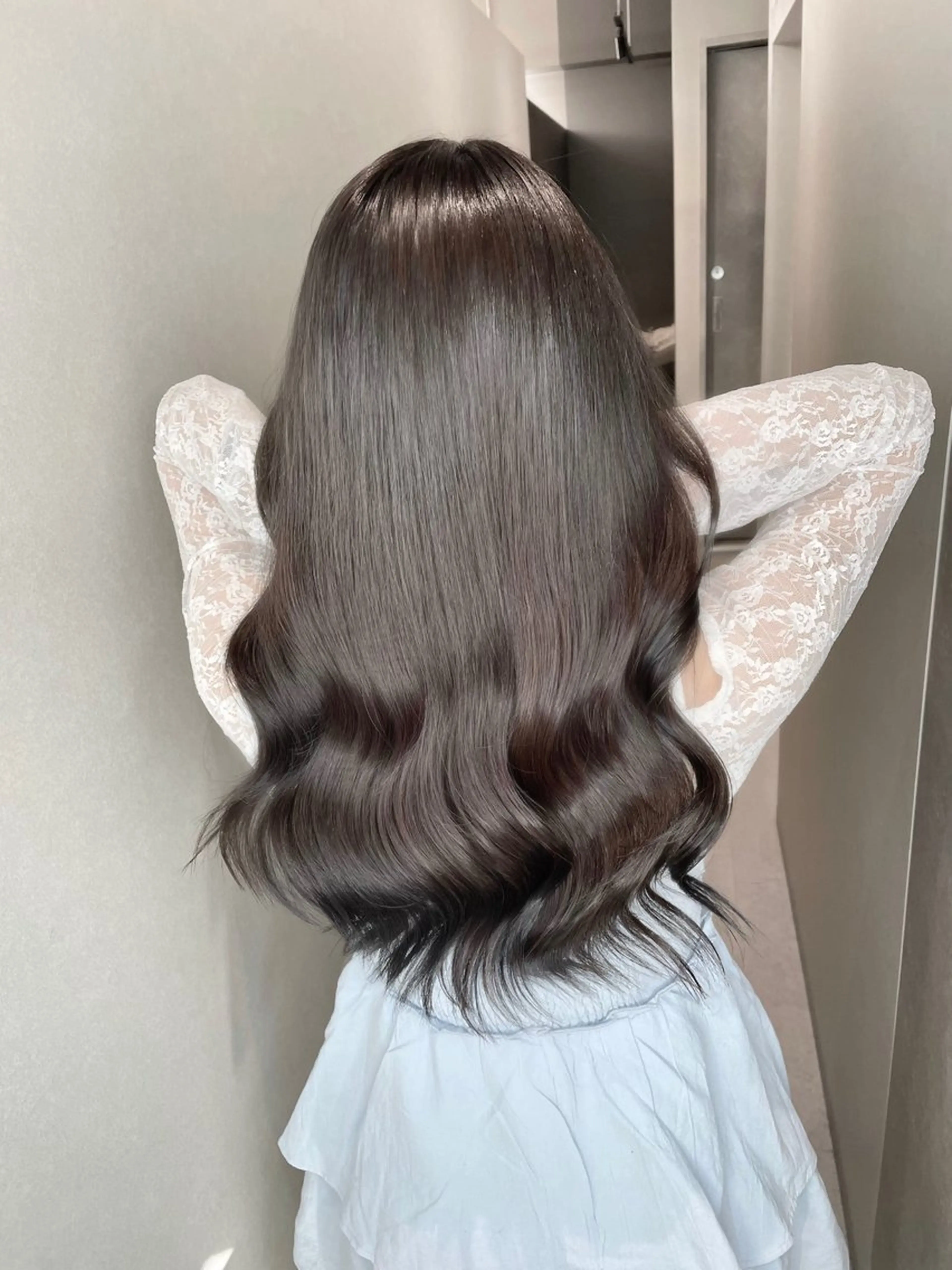 セミロング カラー 透明感カラー 髪質改善 ヘアカラー トリートメント BOOTH share saron所属・今井 勝也のヘアスタイル