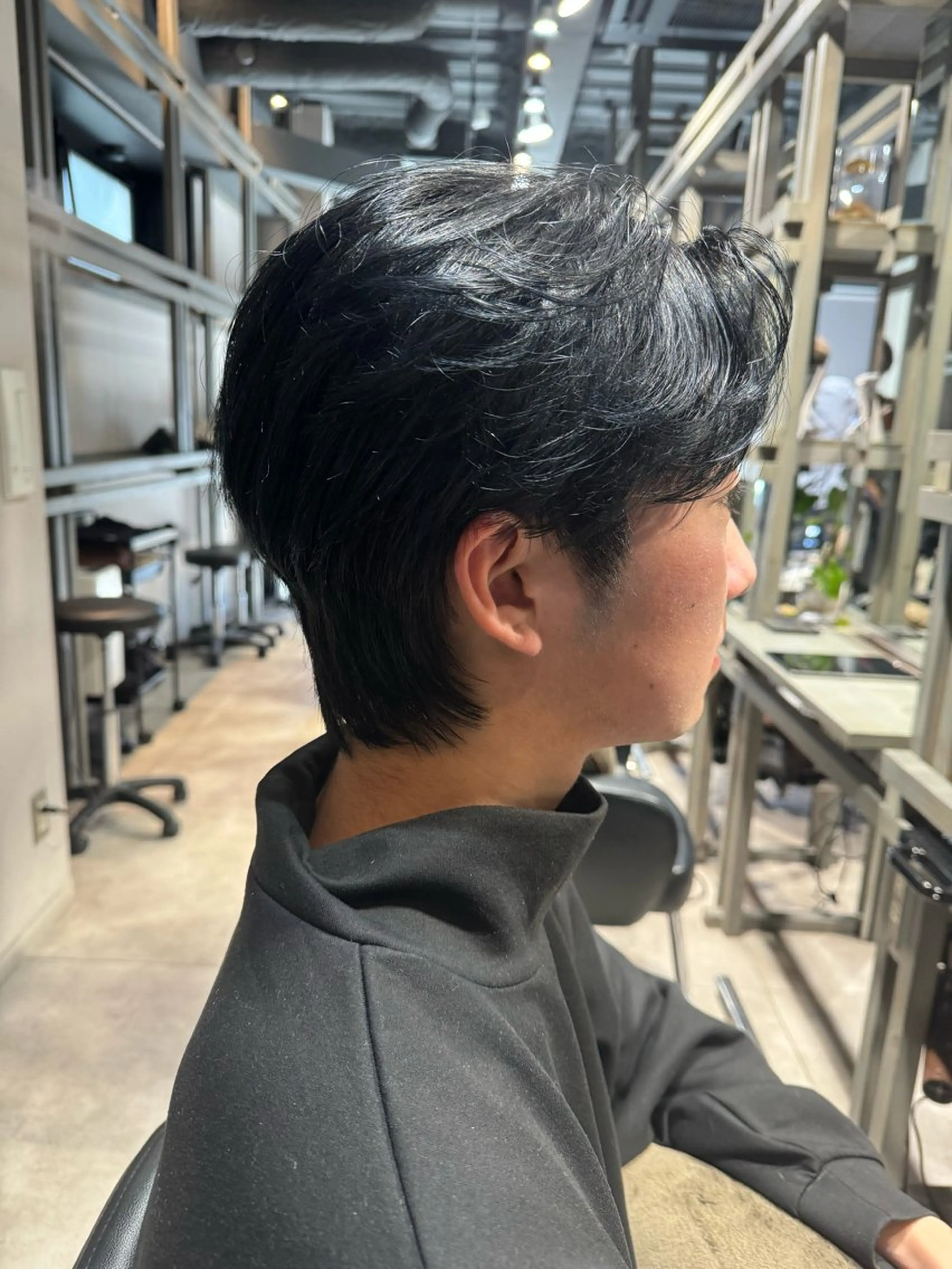 ショート カラー メンズ 黒髪 ブルーカラー ブルーブラック カット ヘアカラー トリートメント Dxxxx III所属・オシャレ女性目線の 大人メンズ❁⃘*.ﾟのヘアスタイル
