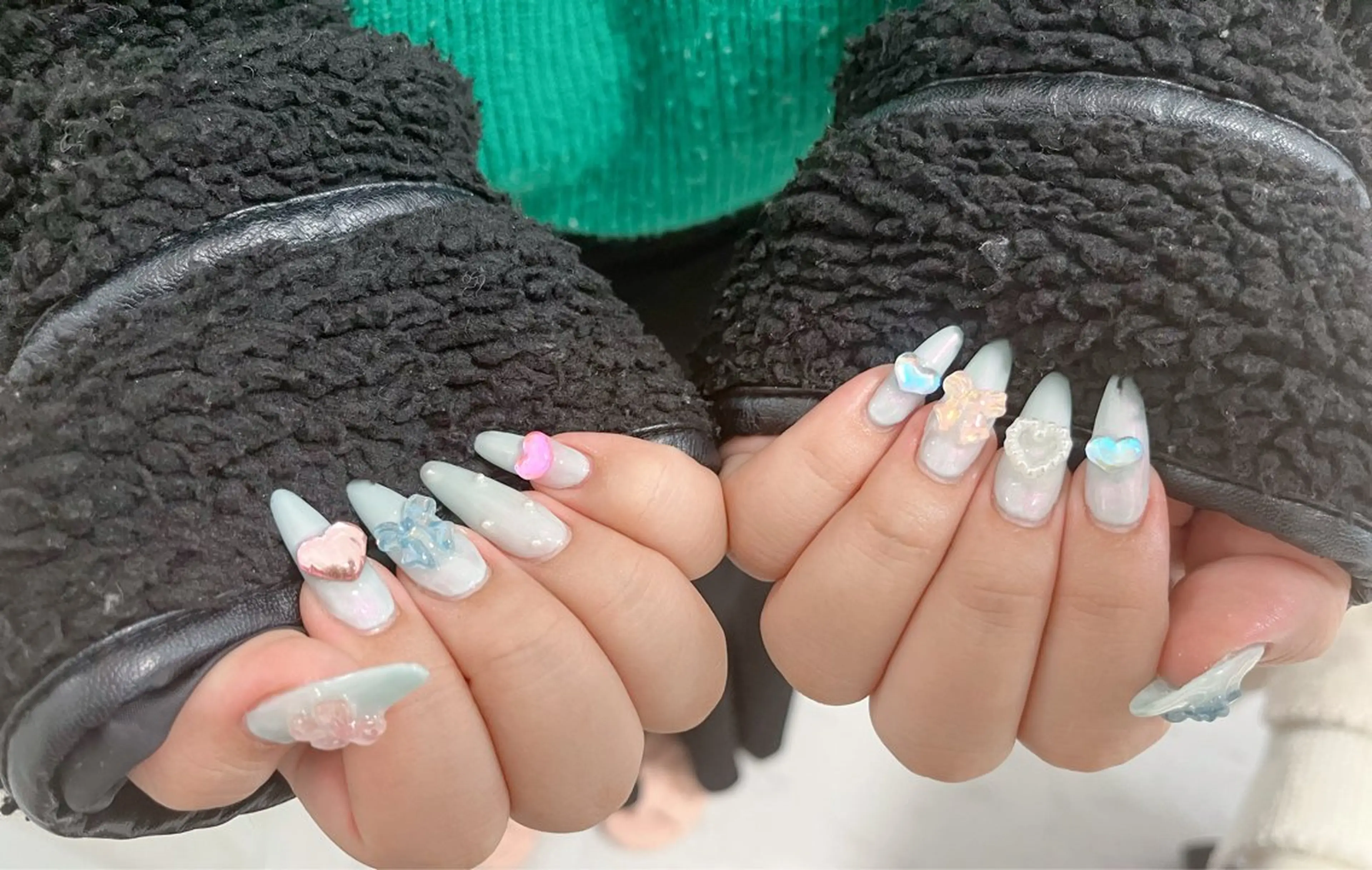 ネイル ハンドネイル MIYA  nail&   eyelash所属・MIYA NAIL シシのネイルデザイン