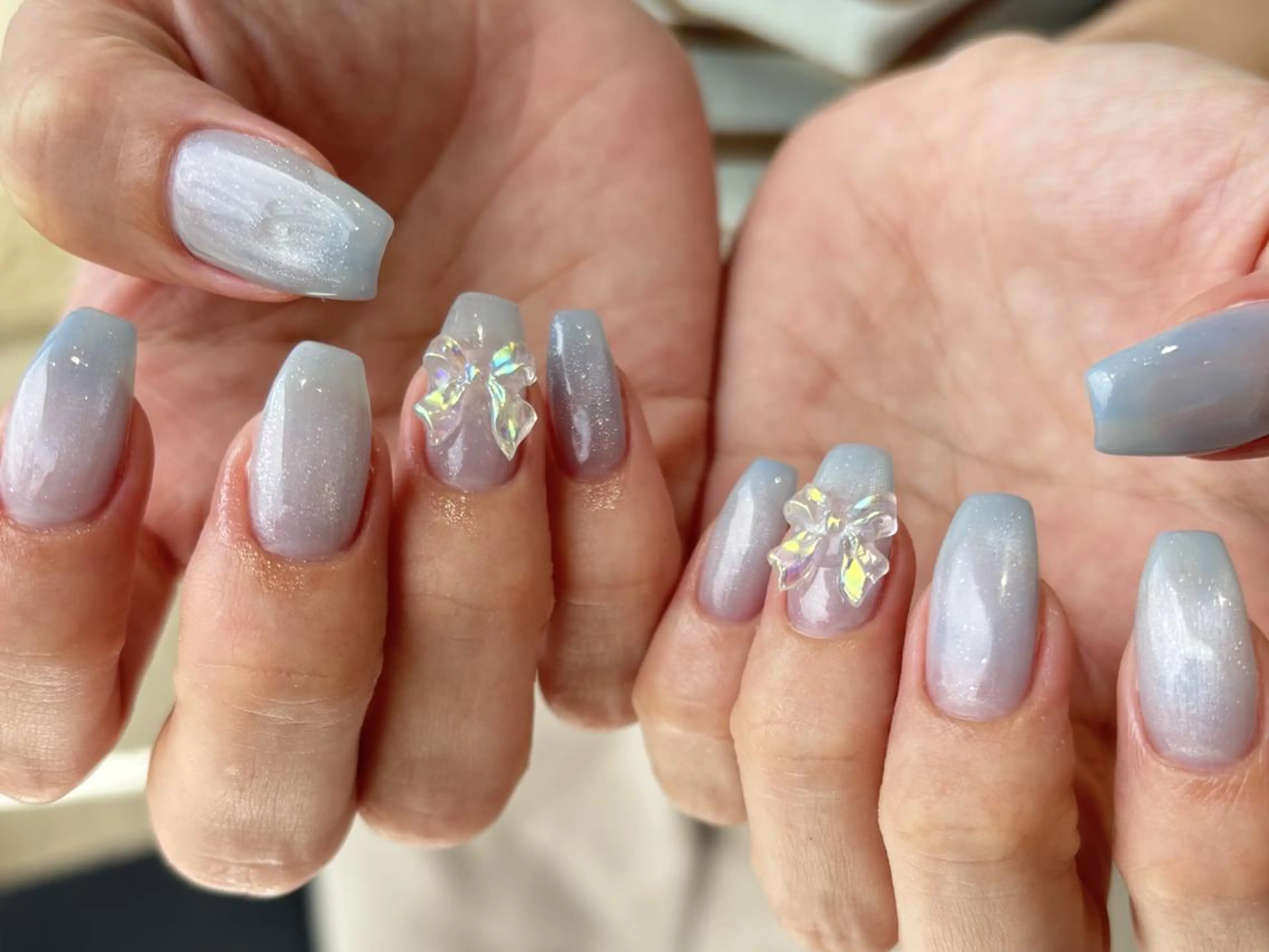 オフあり🩵シンプルビジューorパーツネイルの写真