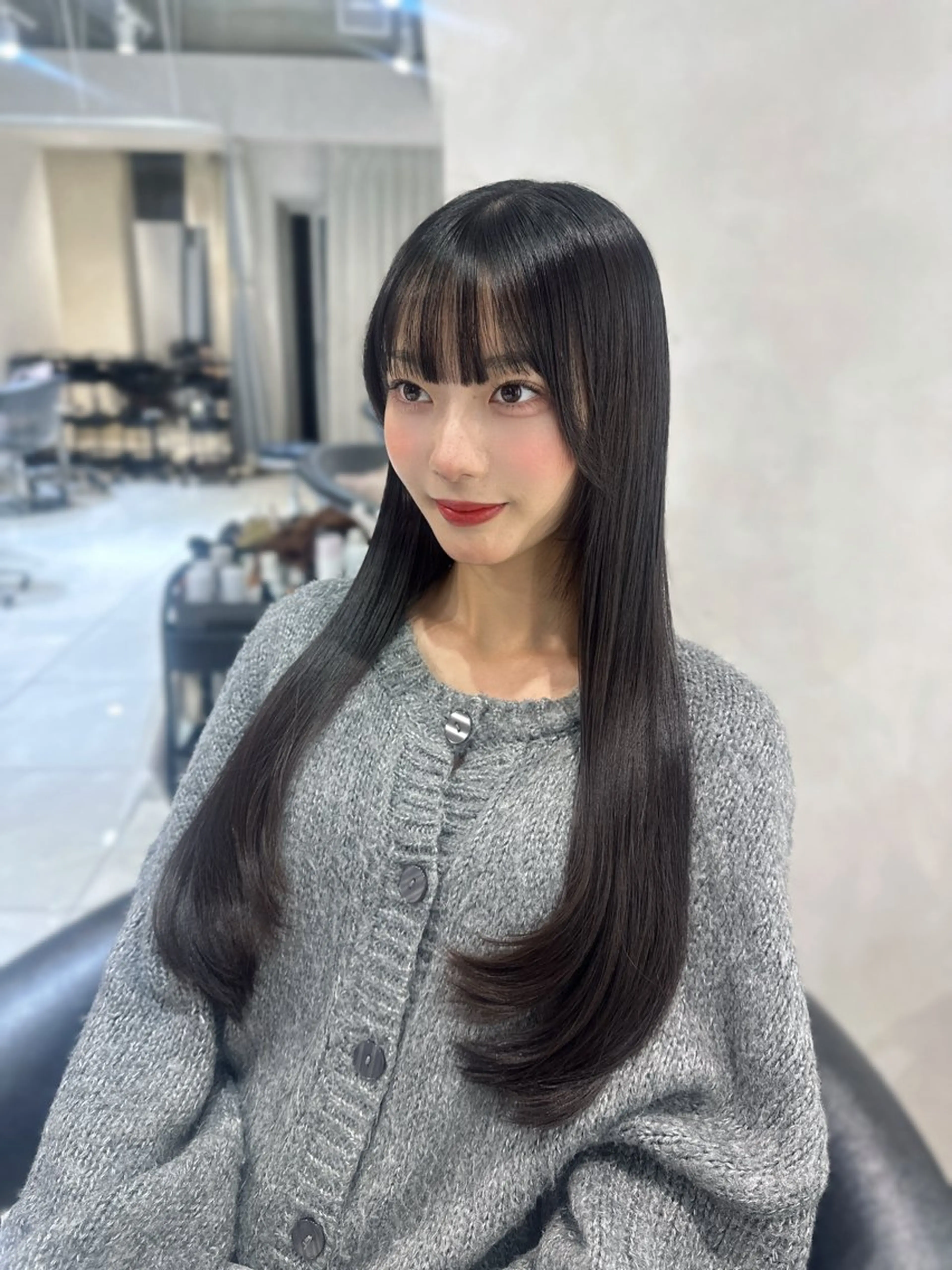 ロング カット ハイトーン/ミルク ティー🤍reinaのヘアスタイル