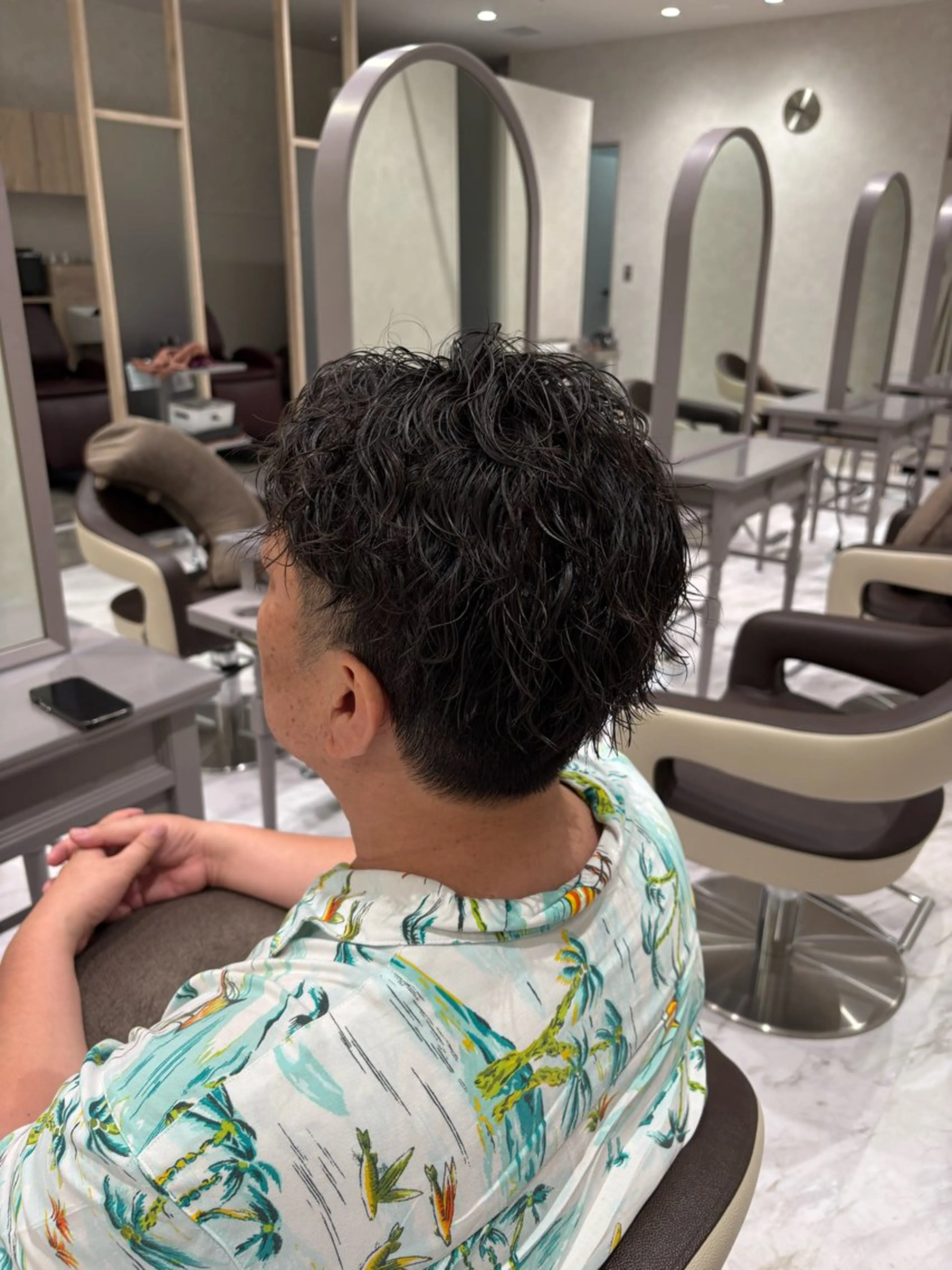 パーマ メンズ メンズパーマ 刈り上げ カット パーマ メンズカット募集🎀 陸 愛夏のヘアスタイル