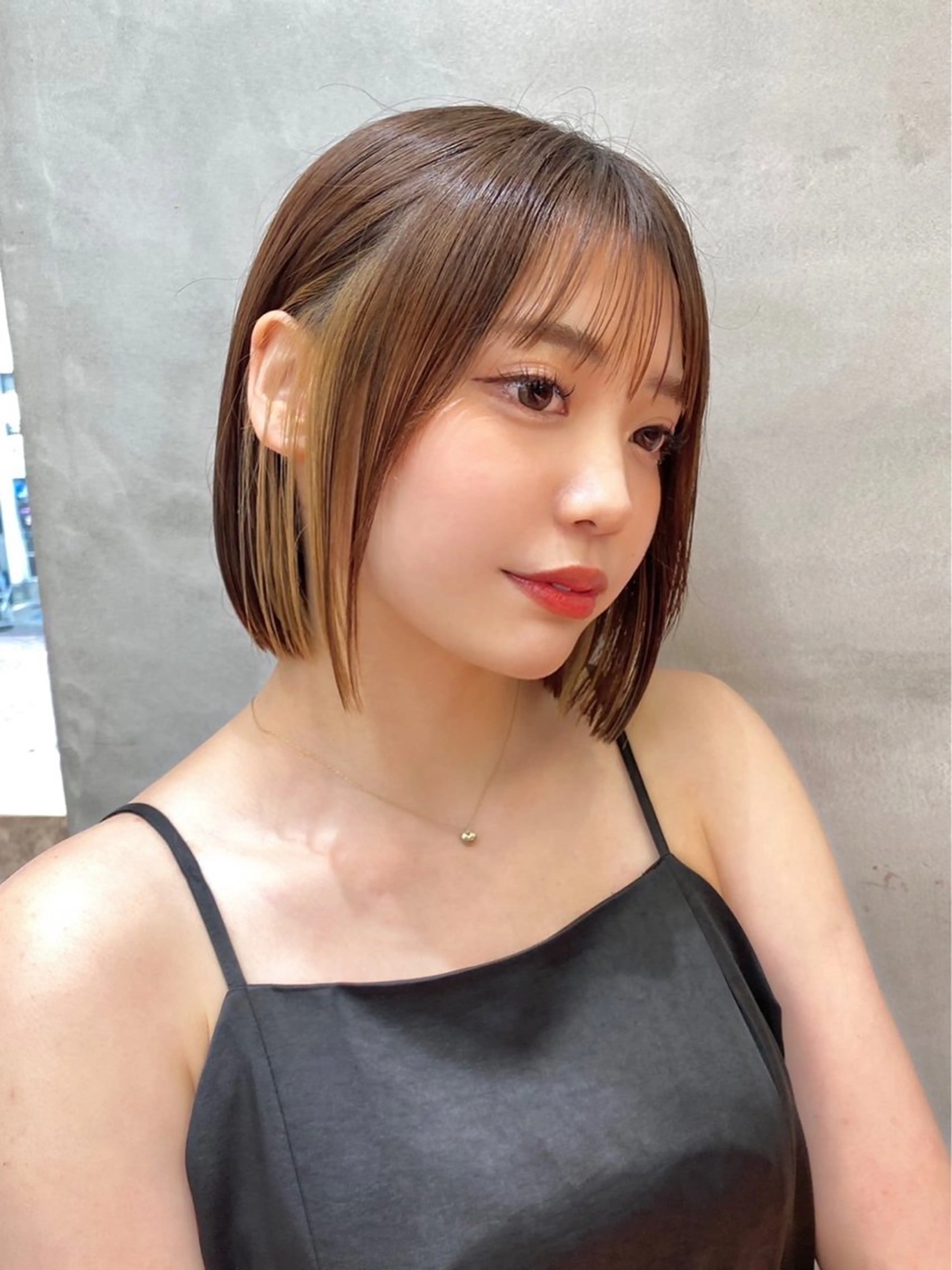 ショート カラー ヘアカラー トリートメント 韓国ヘア/レイヤー/ 髪質改善🫧西田のヘアスタイル