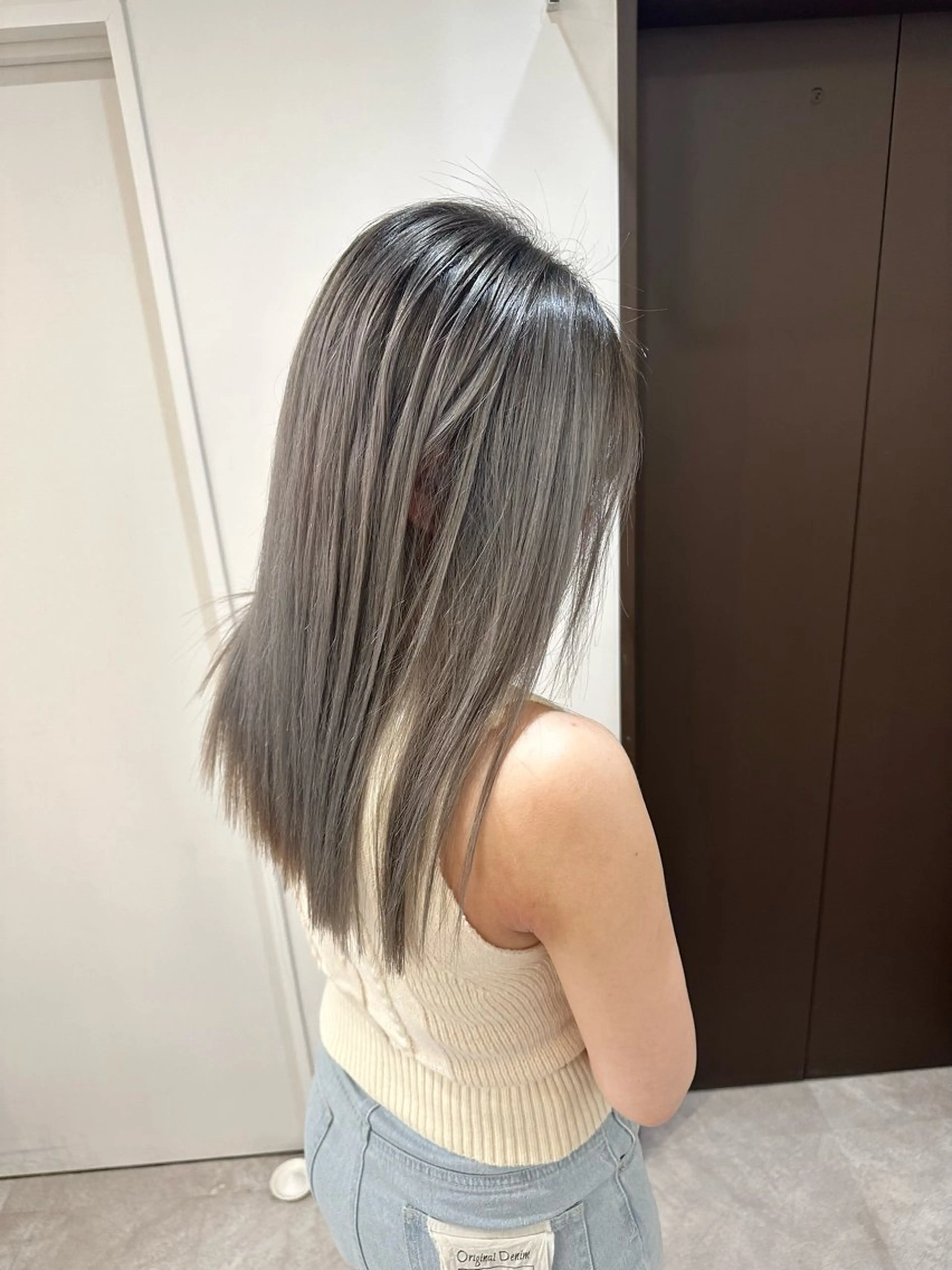 ロング カラー ヘアアレンジ バレイヤージュ シルバー レイヤーカット カット ヘアカラー SALOWIN京都河原町Suite店所属・外国人風レイヤー/ ハイトーンSHUのヘアスタイル