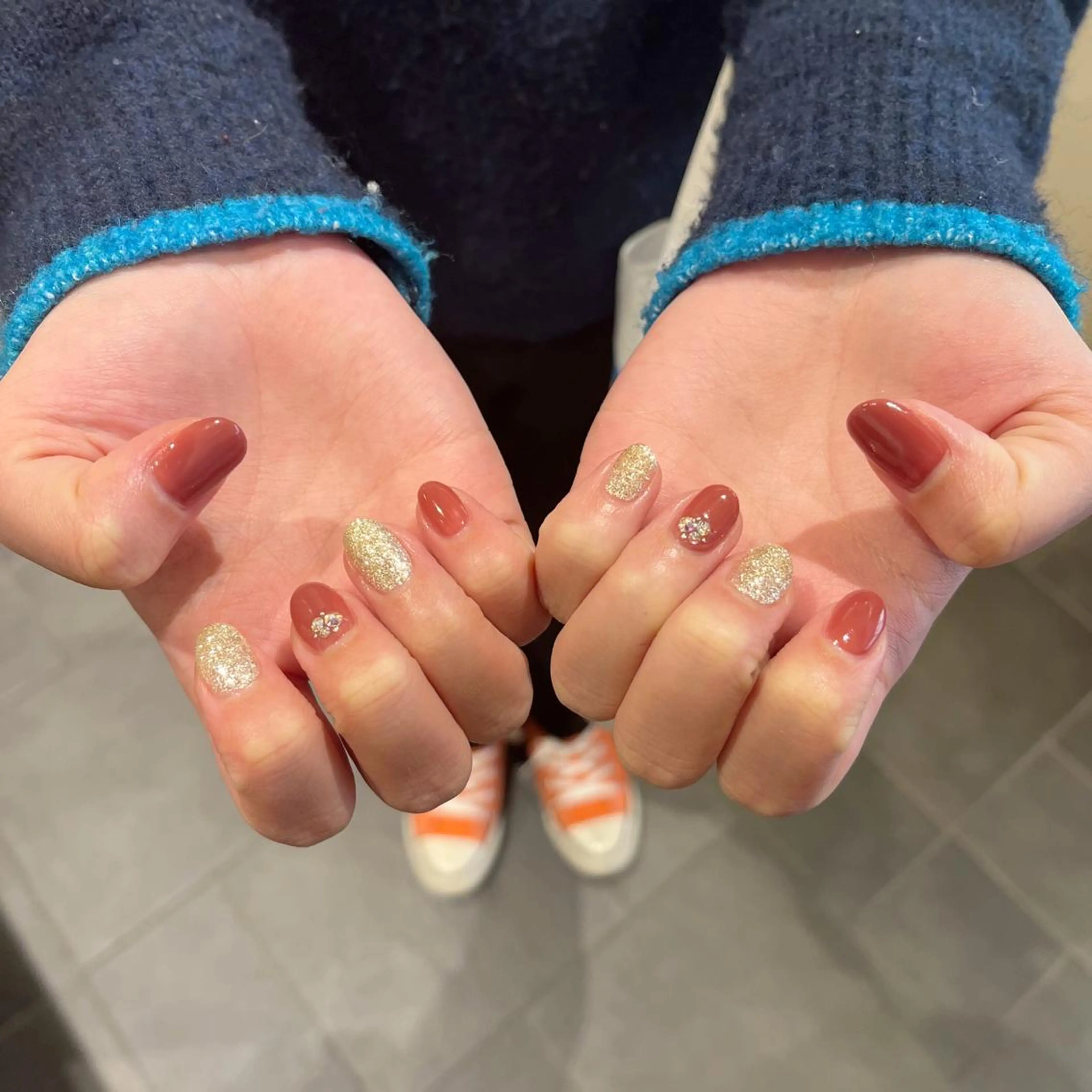 ネイル ジェルネイル ゴールド ラメ(グリッター) パラジェル 鈴木 里奈のネイルデザイン