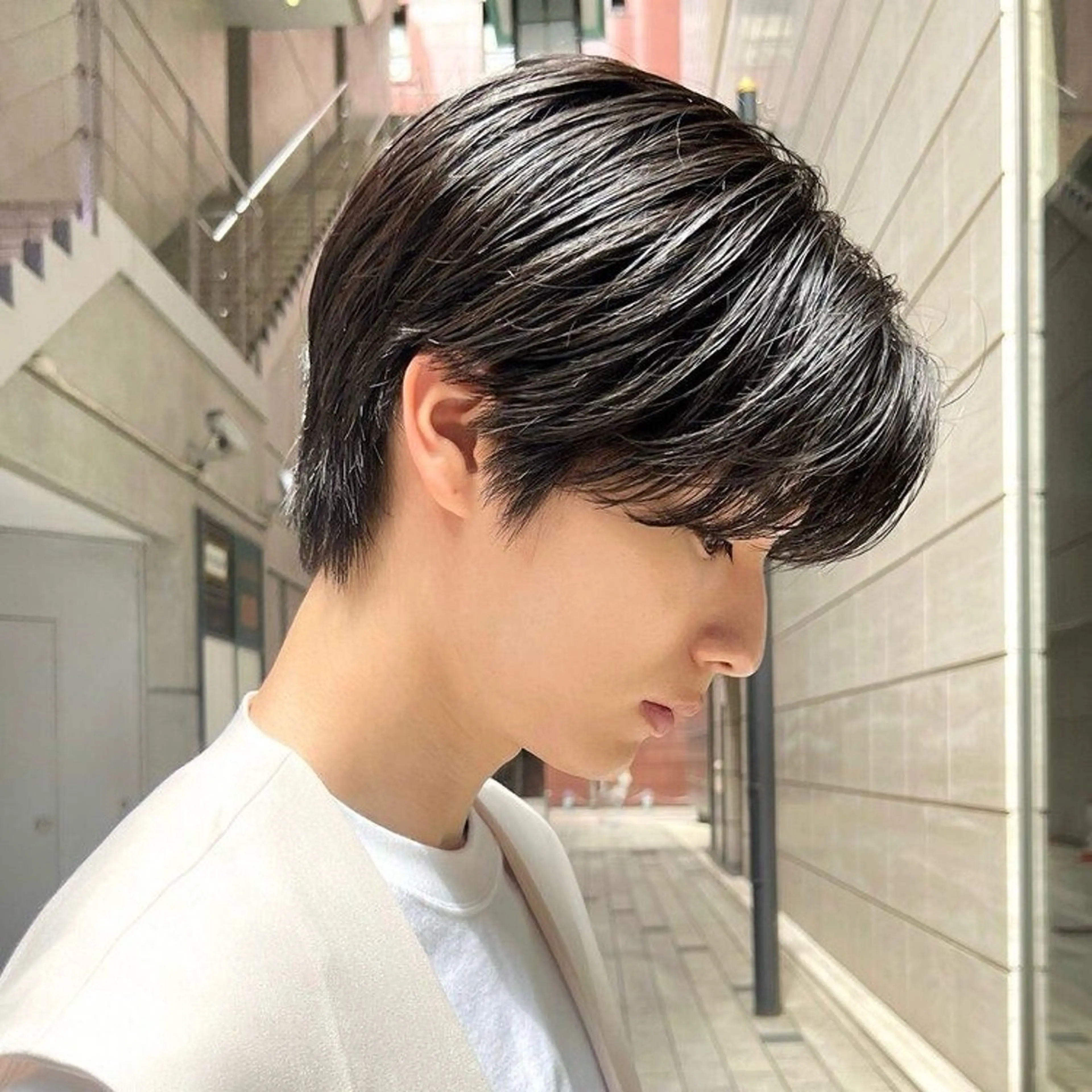ショート ROBBY表参道所属・木村【ショート/ 耳だしショート】のヘアスタイル