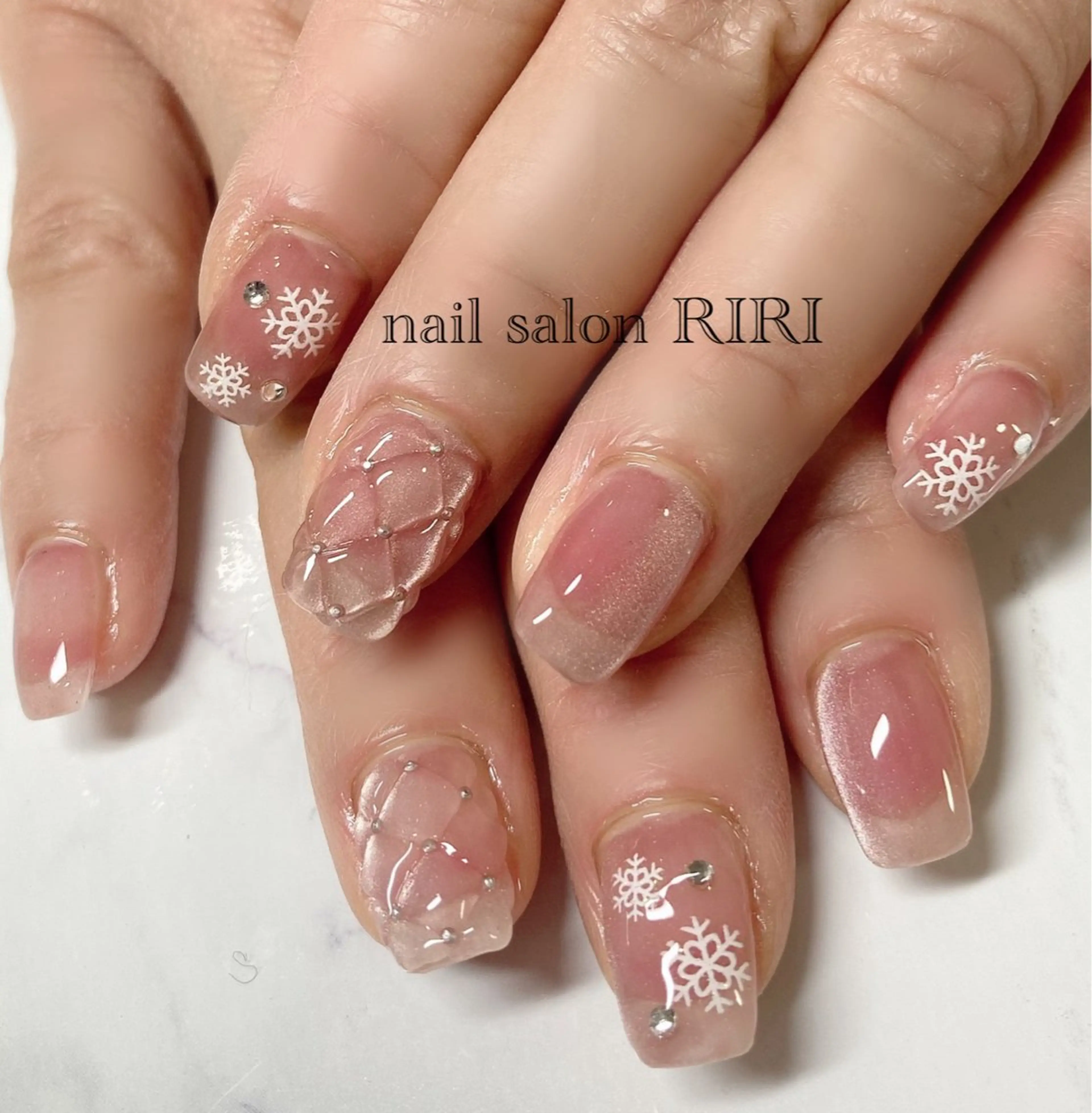 ネイル マグネットネイル private  nail  salon RIRI所属・RIRI リリのネイルデザイン