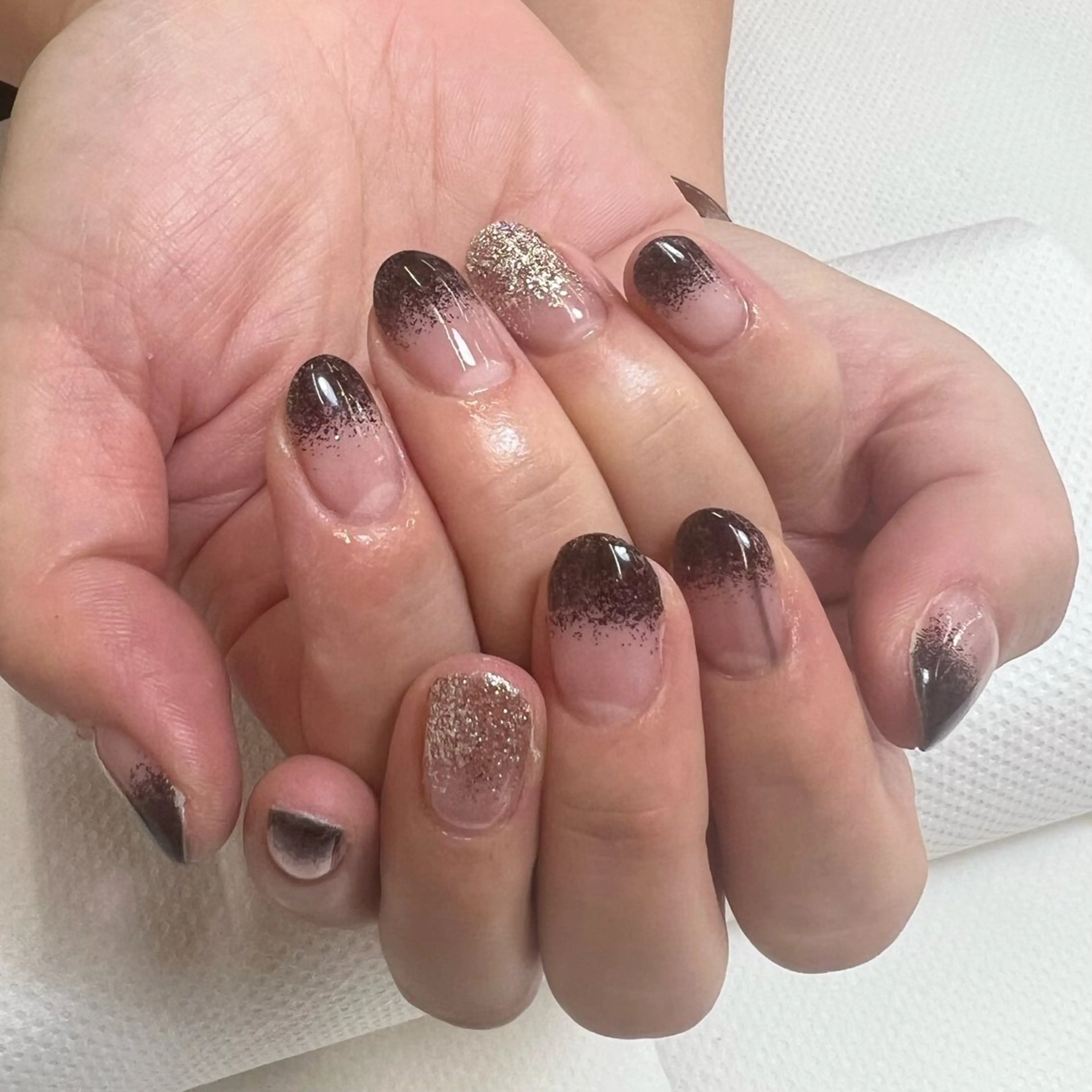 ネイル ゴールド ハンドネイル Nishimura Amiのネイルデザイン