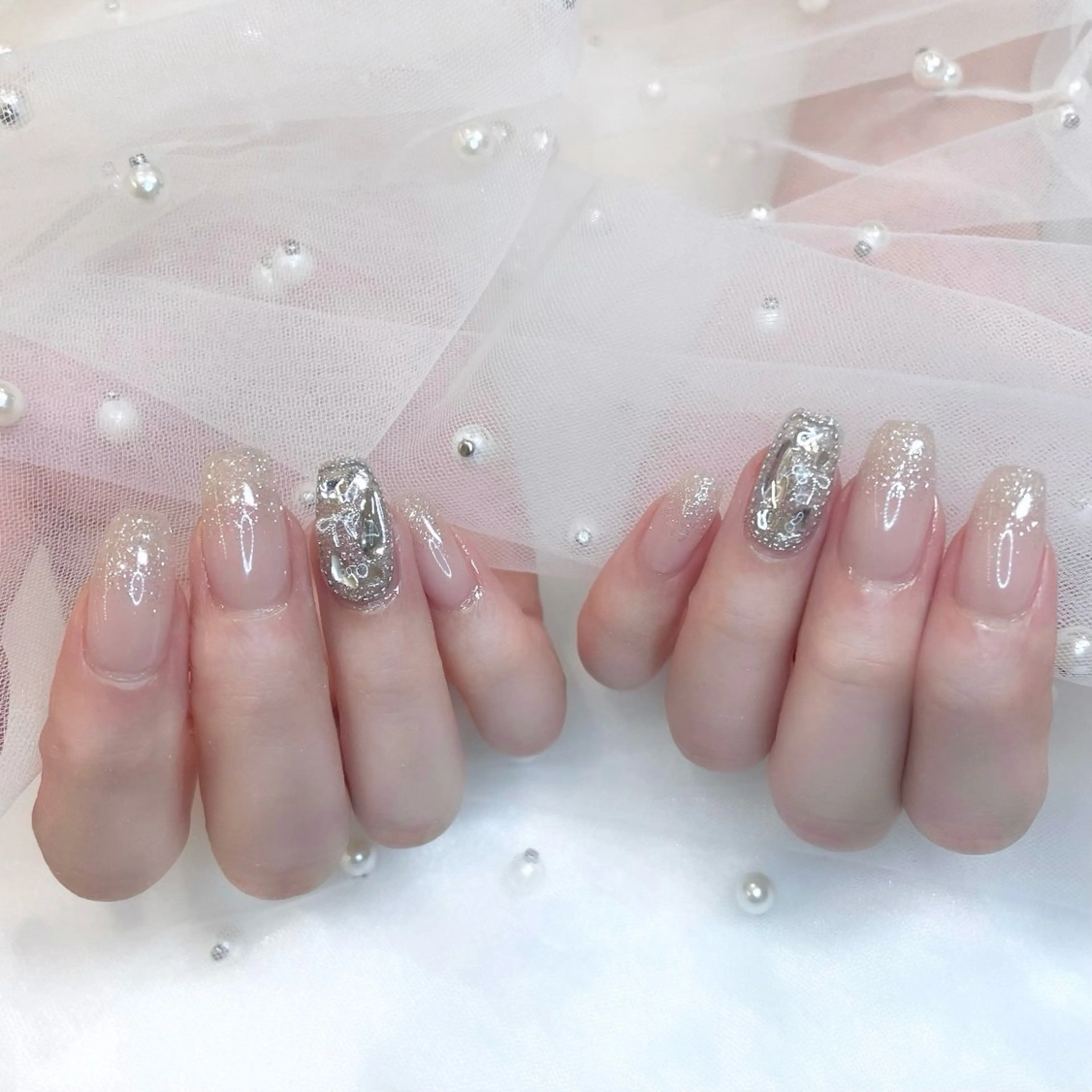 ネイル キラキラネイル ラメ(グリッター) ラメグラデーション ハンドネイル Tsuki🌙/渋谷 /パラジェルのネイルデザイン