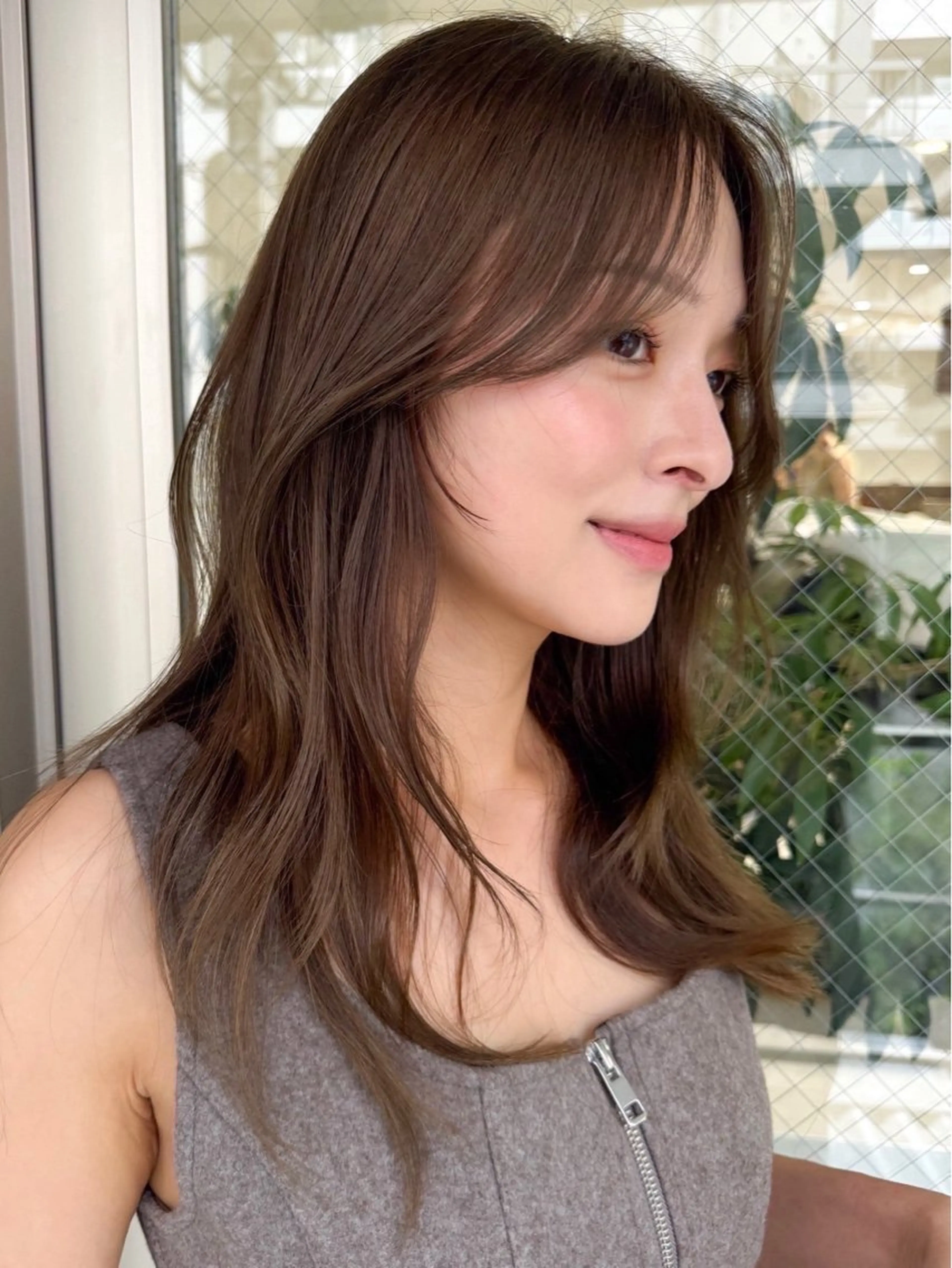 セミロング カラー ヘアカラー トリートメント 🤎暖色カラー/ブラ ウン/韓国ヘアのヘアスタイル