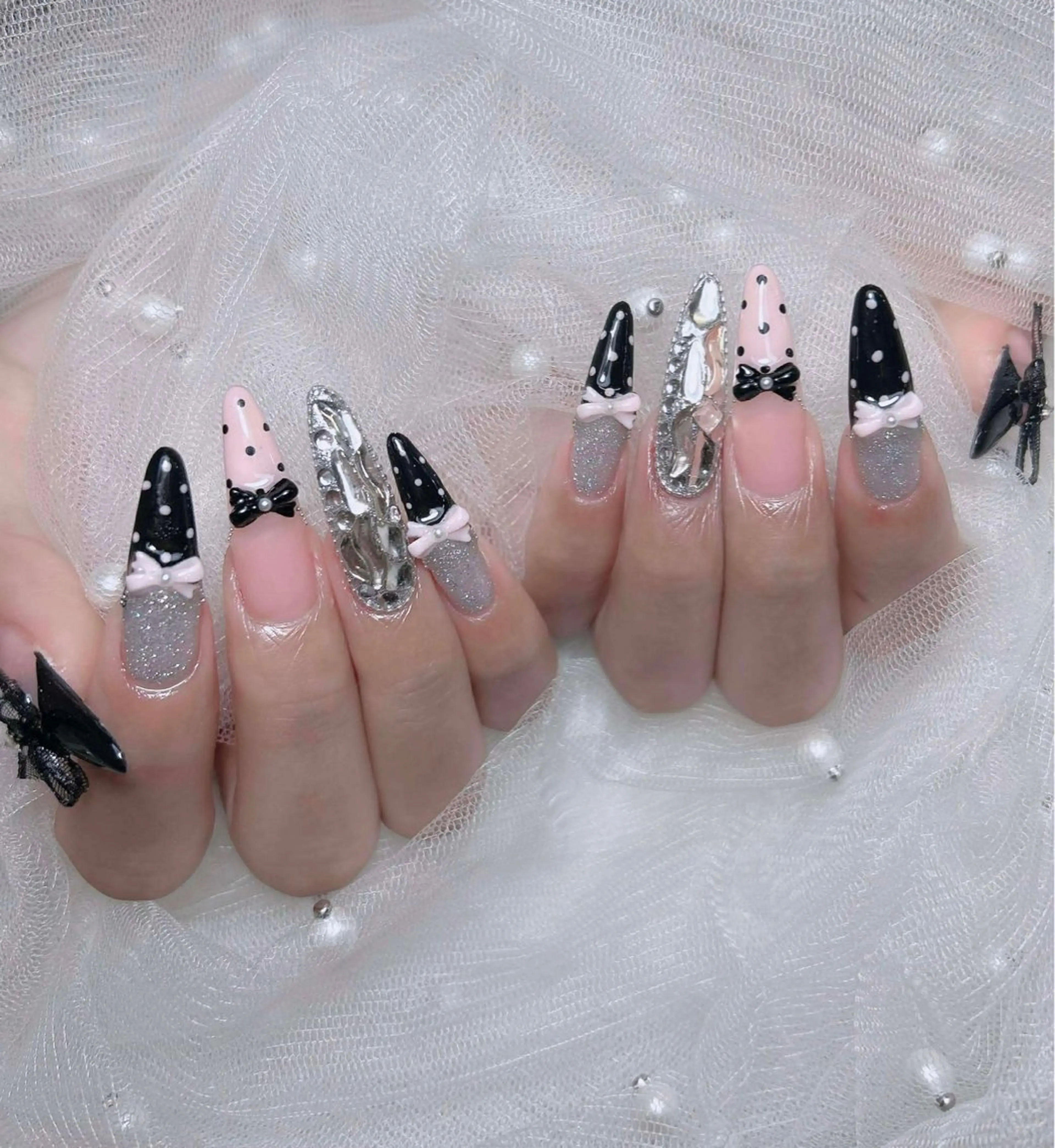 ネイル オーロラネイル チークネイル フットネイル フレンチネイル ハロウィン ハンドネイル Lumi Nail 新大久保3‘のネイルデザイン