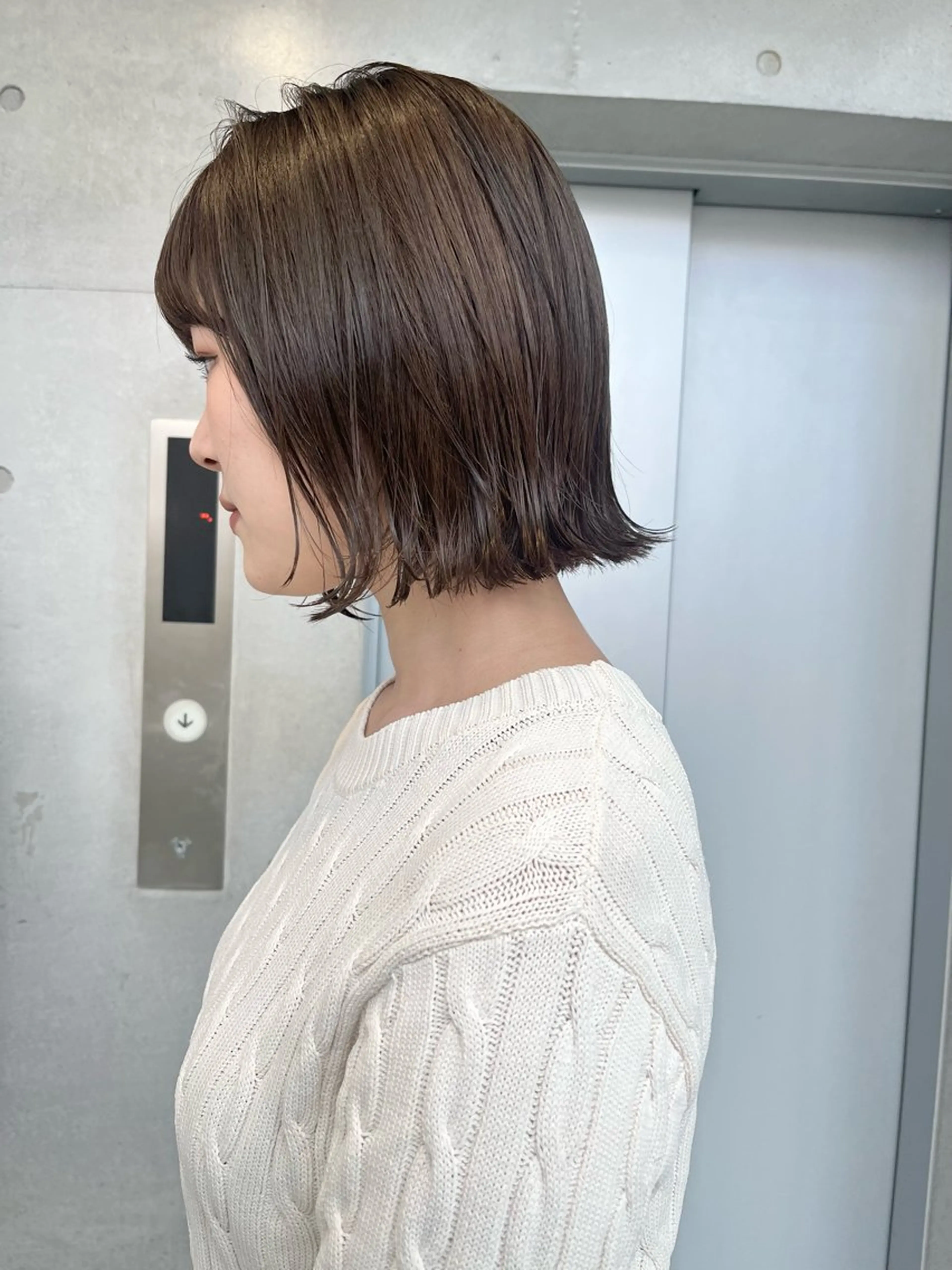 ミディアム カラー パーマ カット ヘアカラー トリートメント ヘアセット 透明感/オリーブ/ グレージュ/YUKAのヘアスタイル