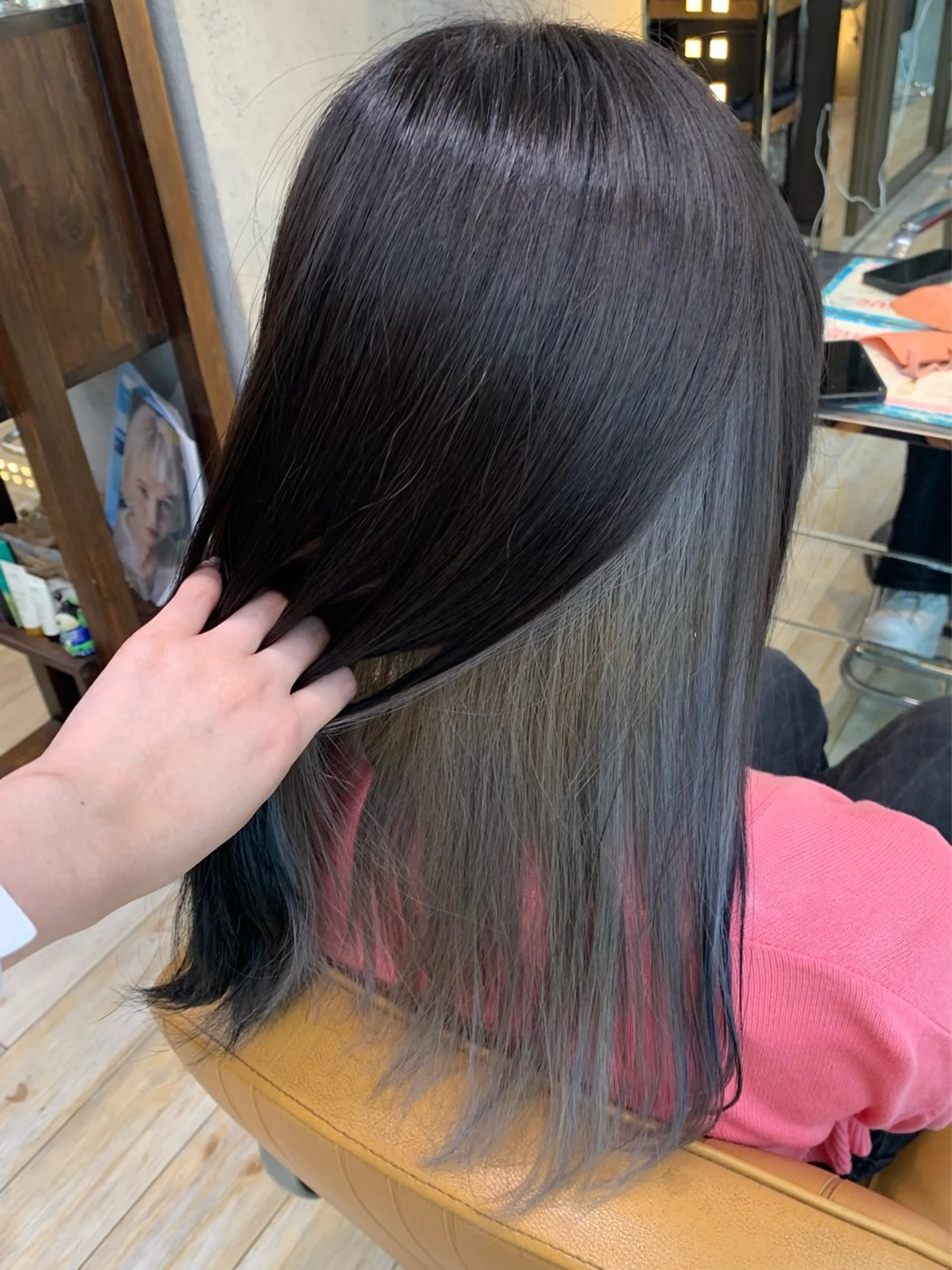 ロング カラー インナーカラー シルバー カット ヘアカラー トリートメント ミユウ🌼ブリーチ / ダブルカラーのヘアスタイル