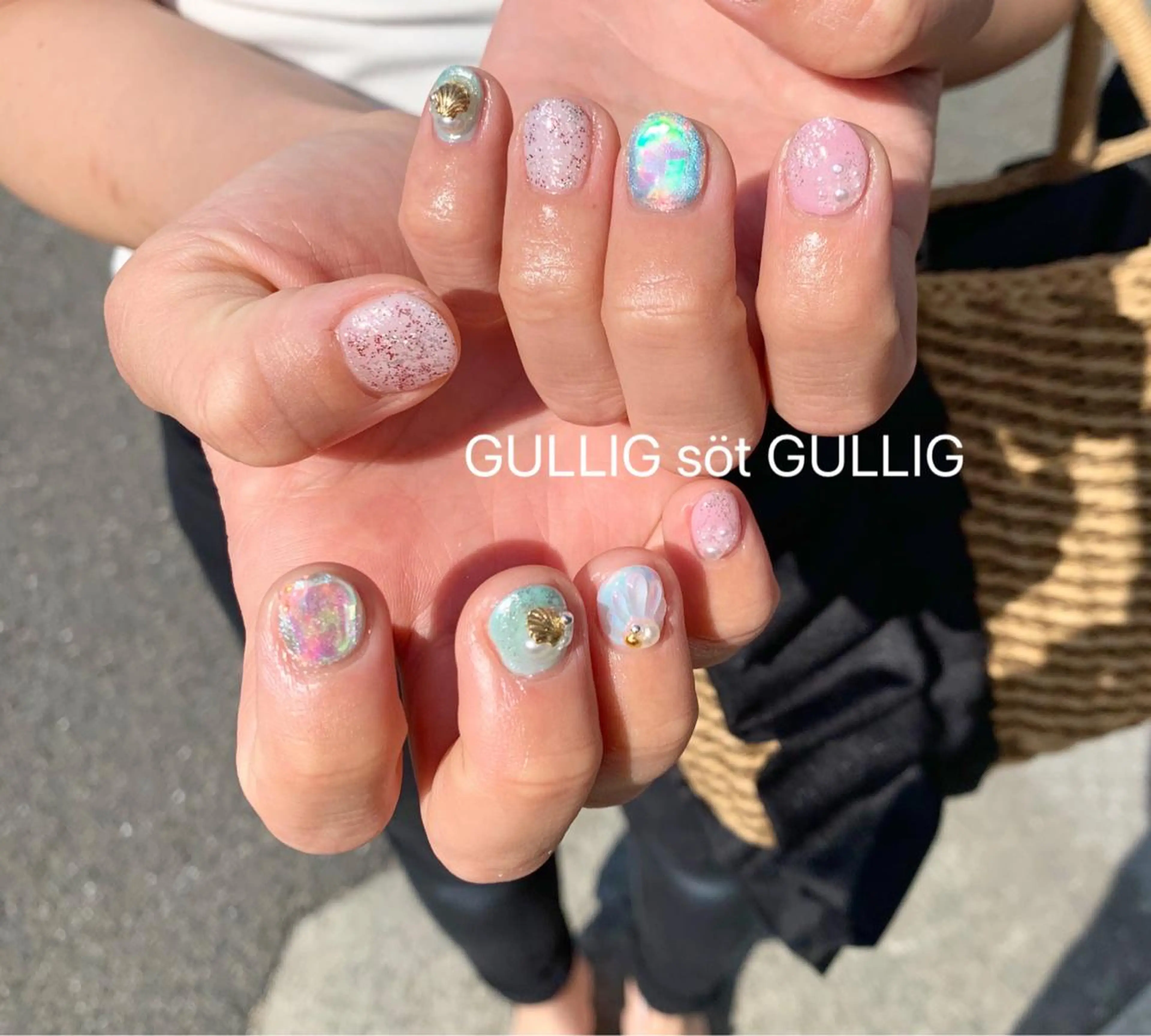 ネイル GULLIG söt GULLIGのネイルデザイン