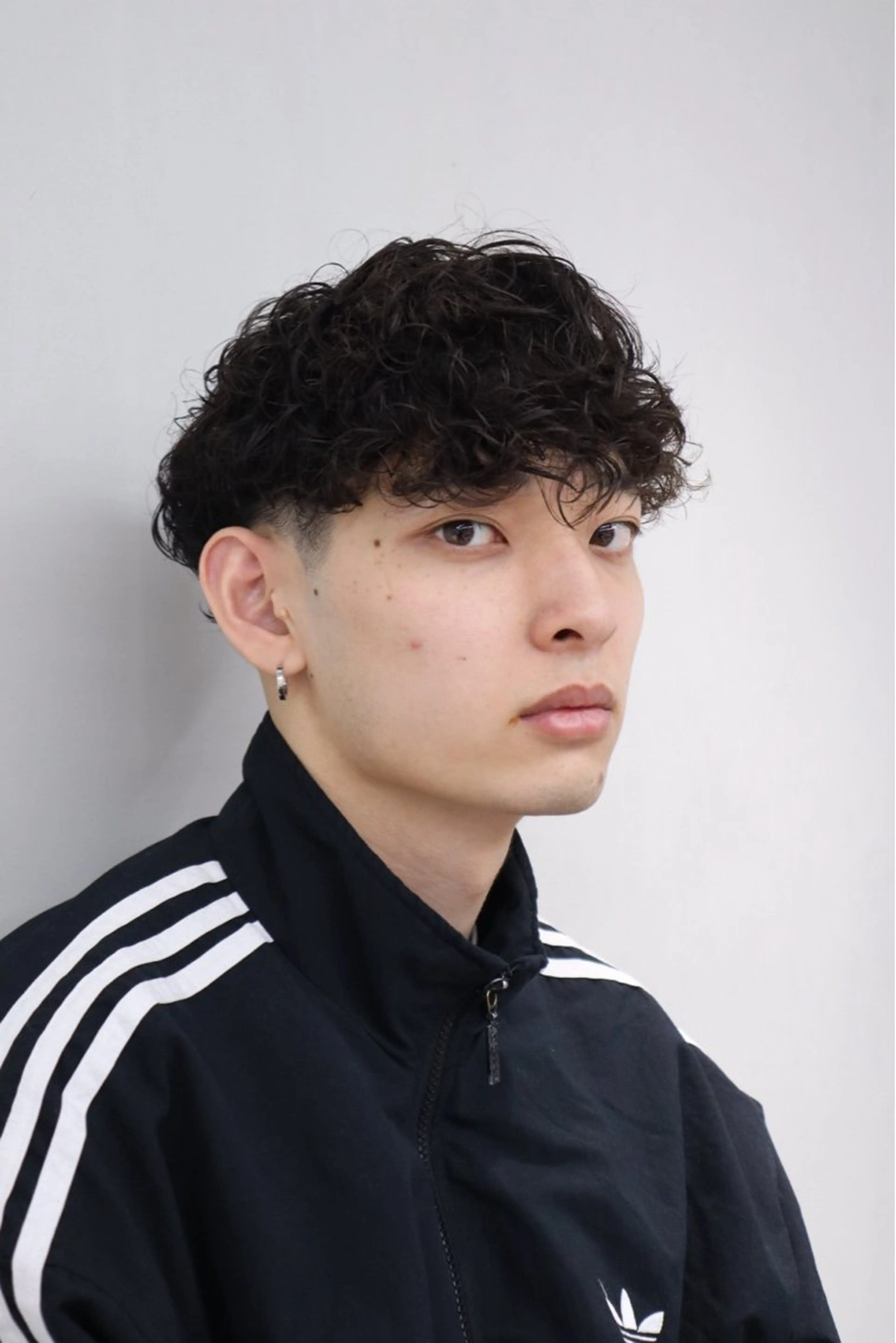 ショート パーマ メンズ メンズ特化   西野 晴紀のヘアスタイル