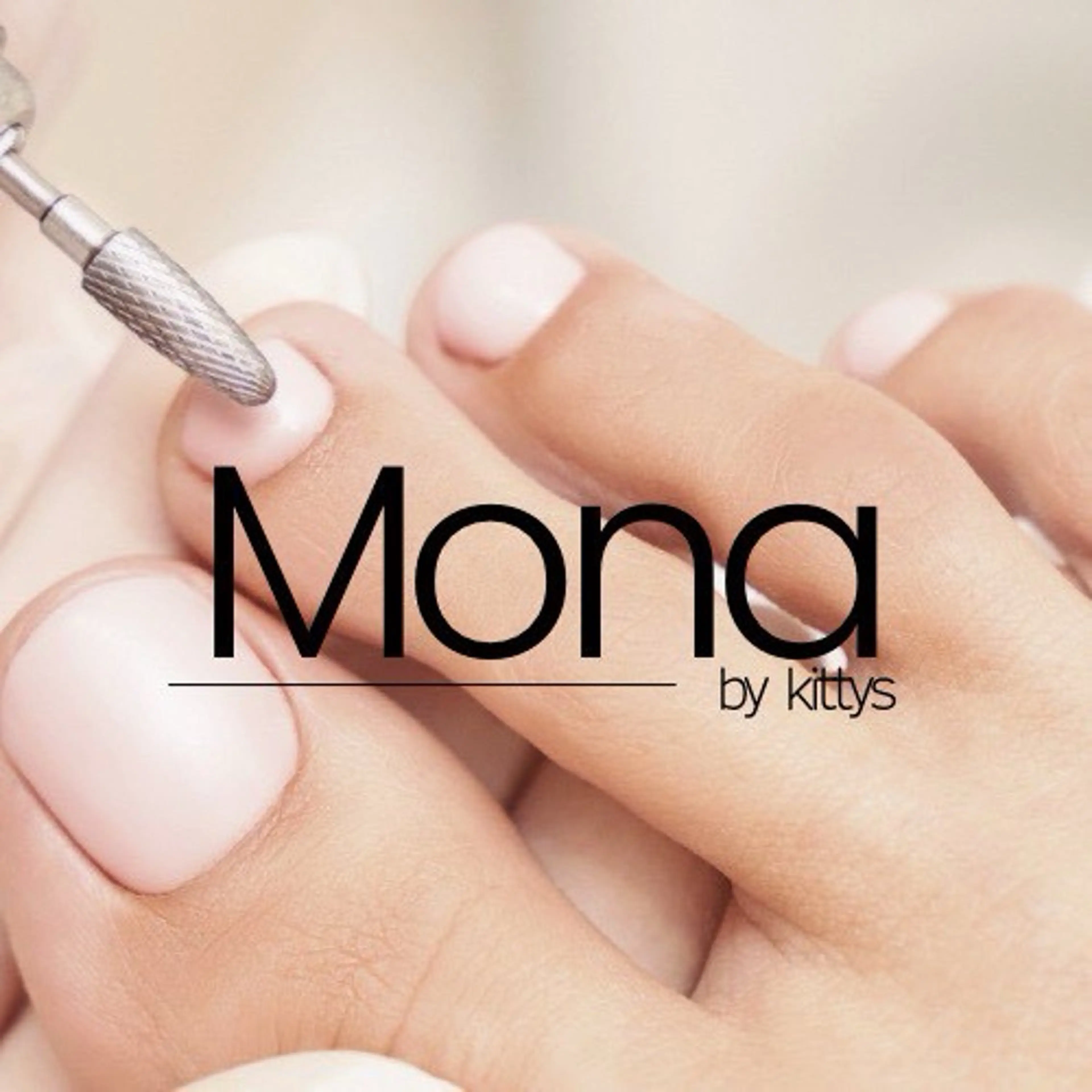 ネイル mona by kittys所属・武田 瑞希のネイルデザイン